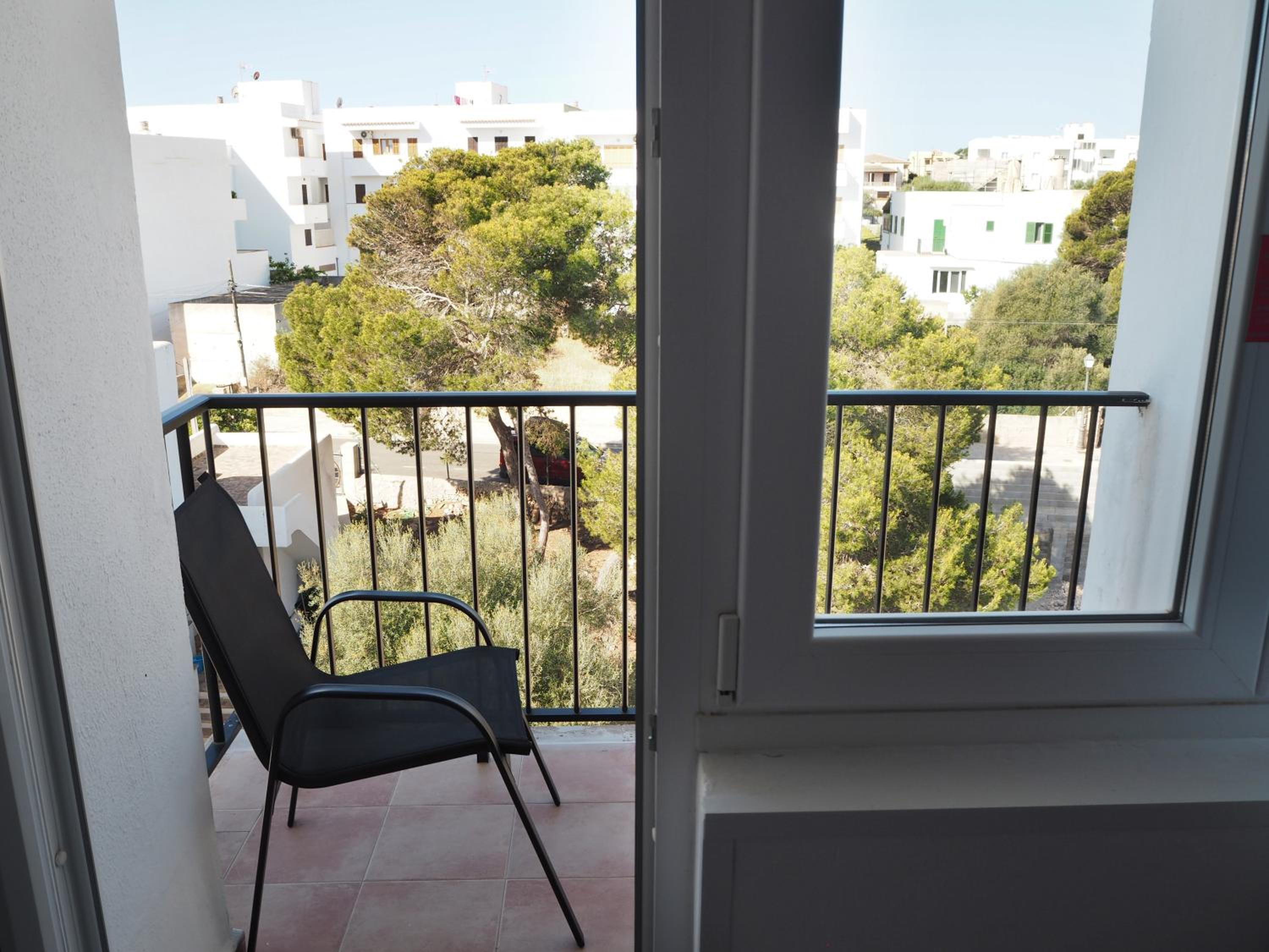 Triple Zimmer with Balcony City Views