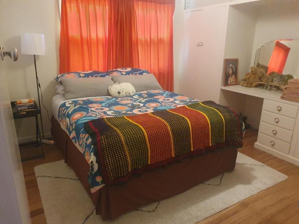 Two-Bedroom House photo 3