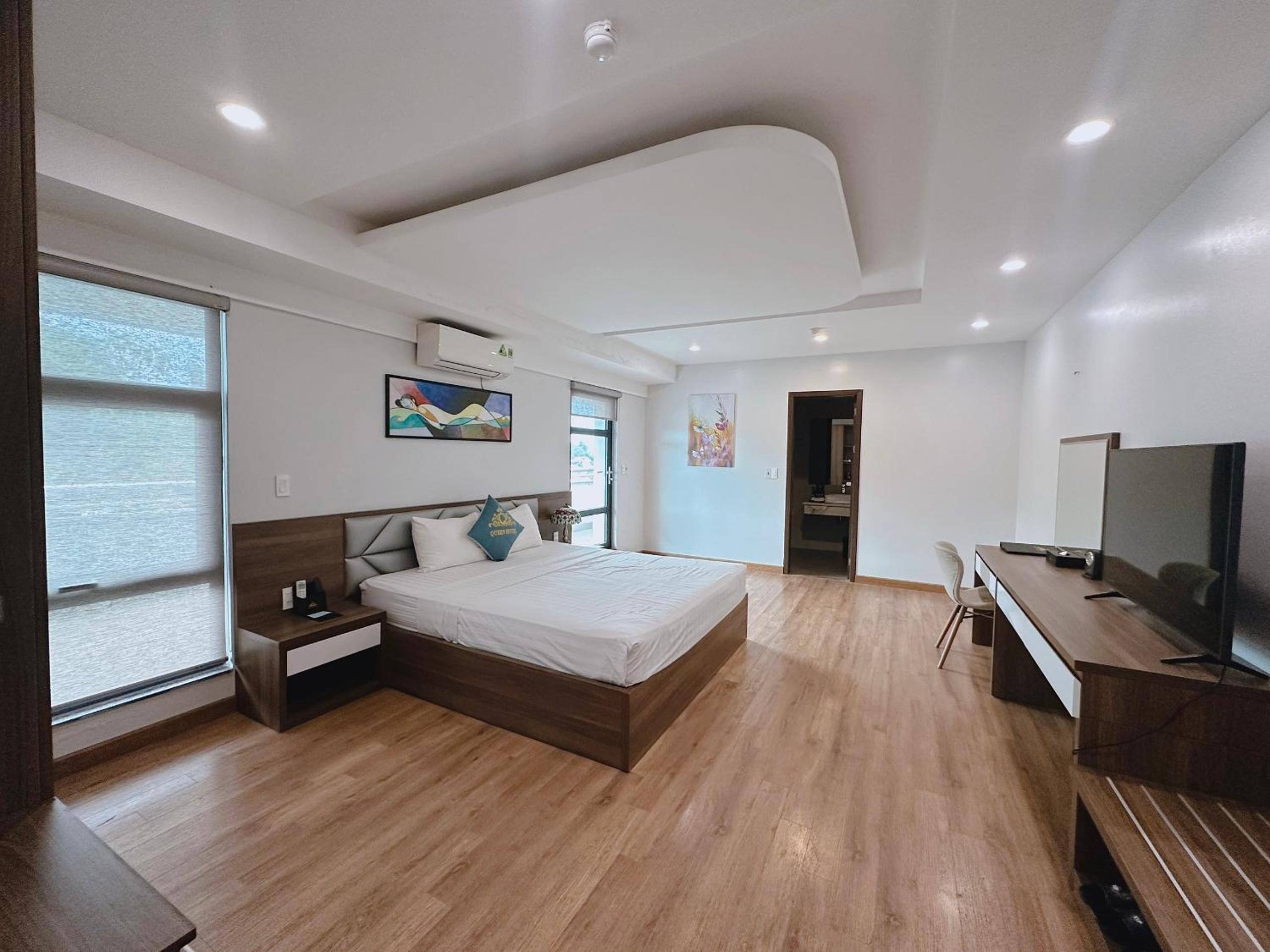 Deluxe Suite - Photo 1