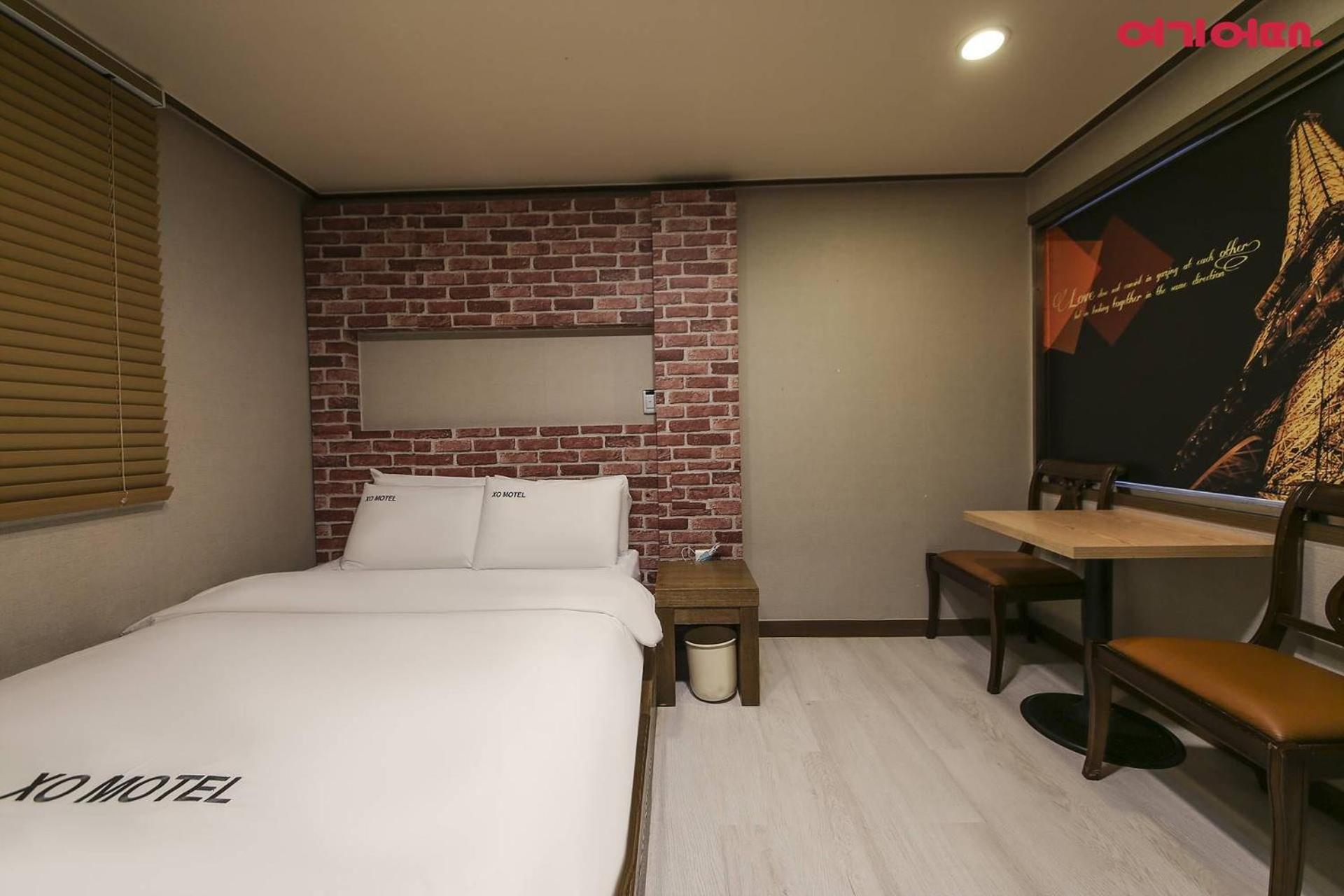 Double Room with Private Bathroom - Photo 5