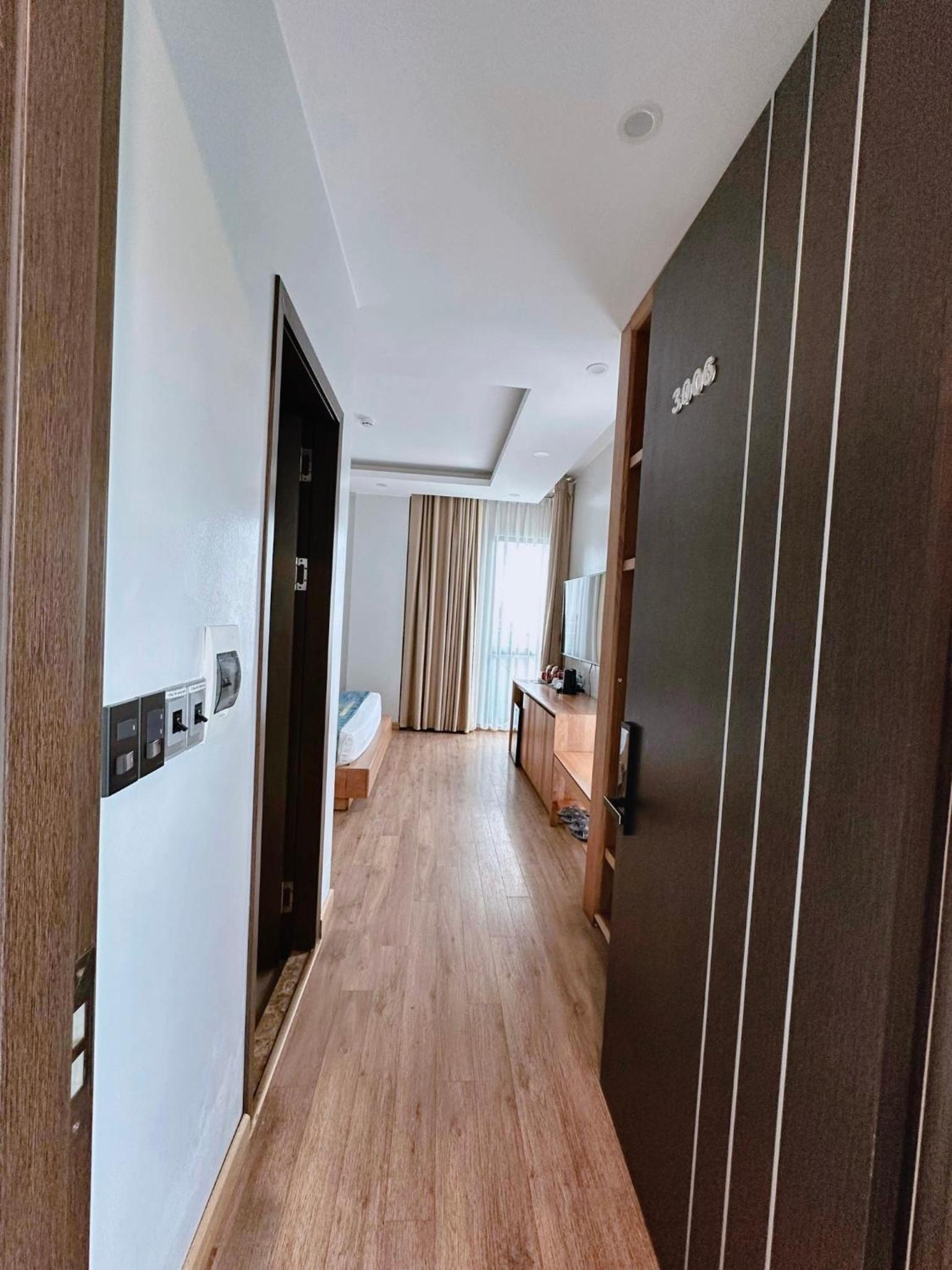 Deluxe Double Room - Photo 17