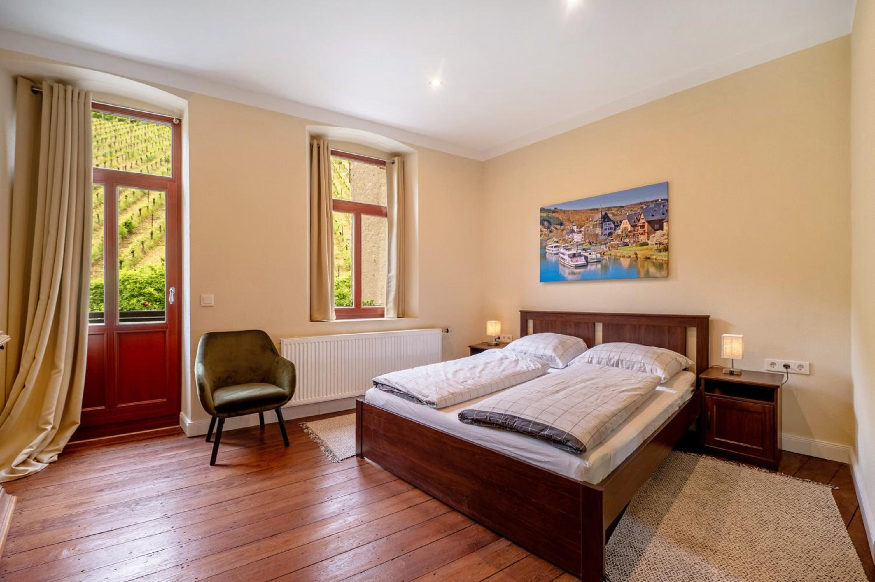 Two-Bedroom Deluxe Apartment with Garden View