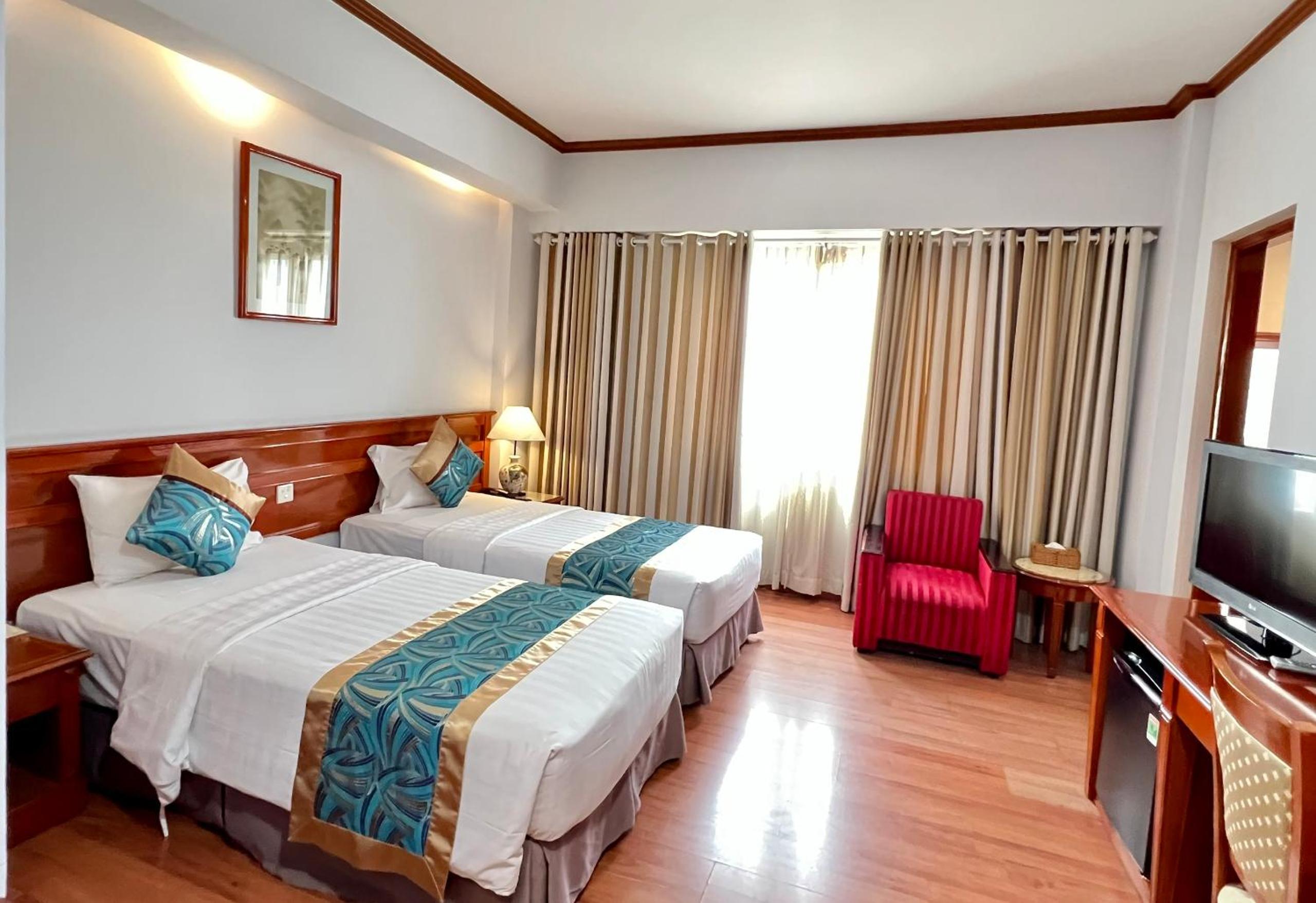 Premium Deluxe Twin Room photo 2