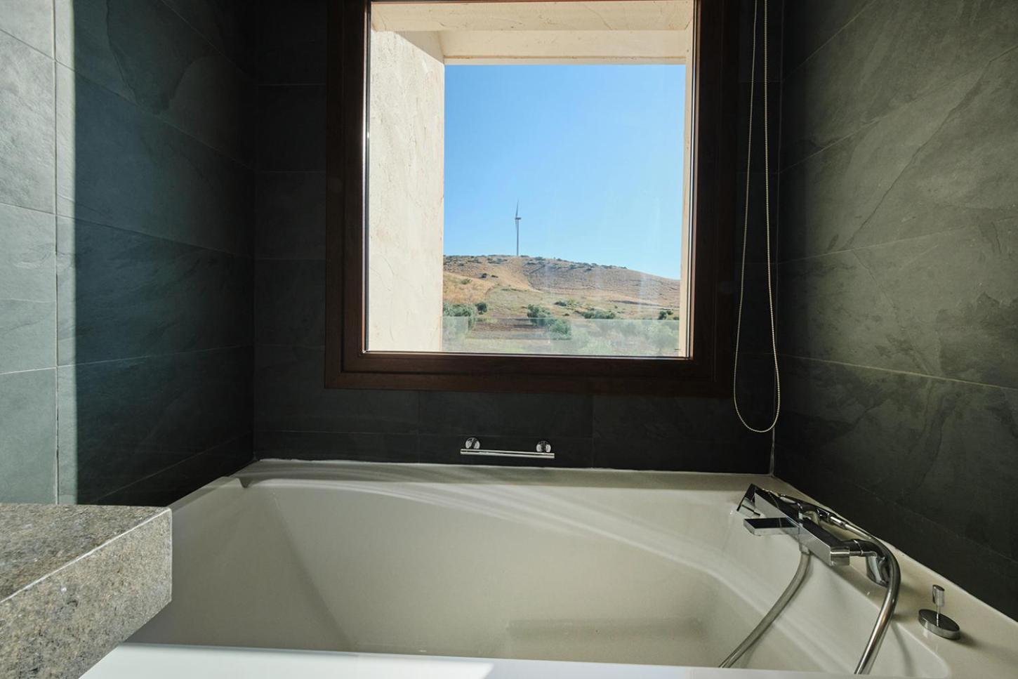 Junior Suite - Photo 8