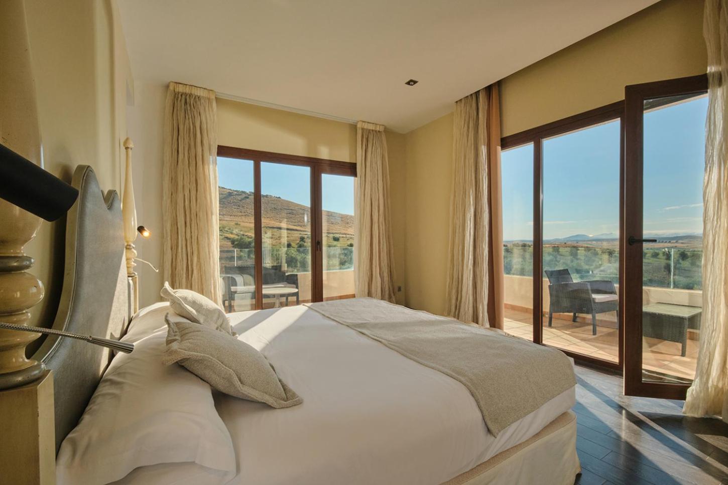 Junior Suite - Photo 1