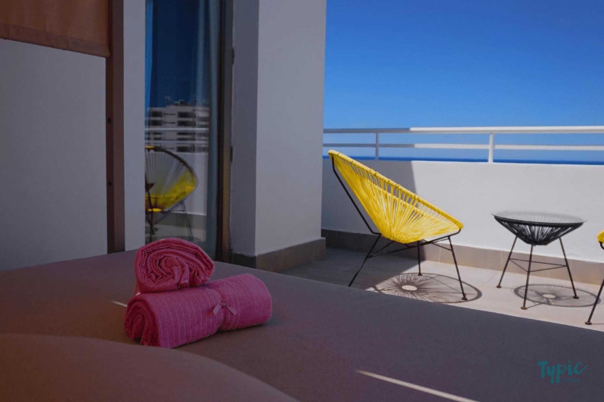 Superior Studio with Sea View - Photo 18