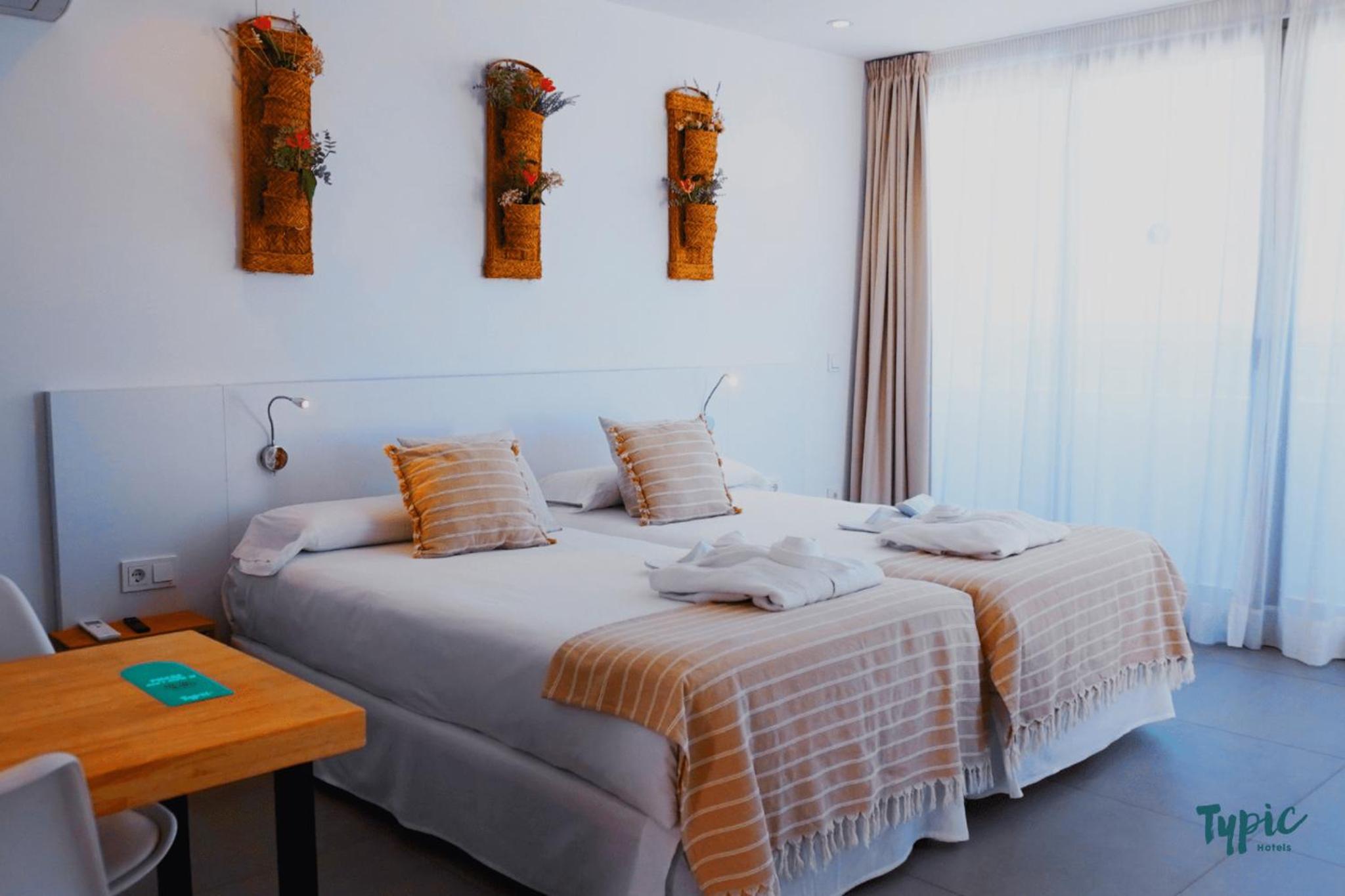 Superior Studio with Sea View - Photo 9