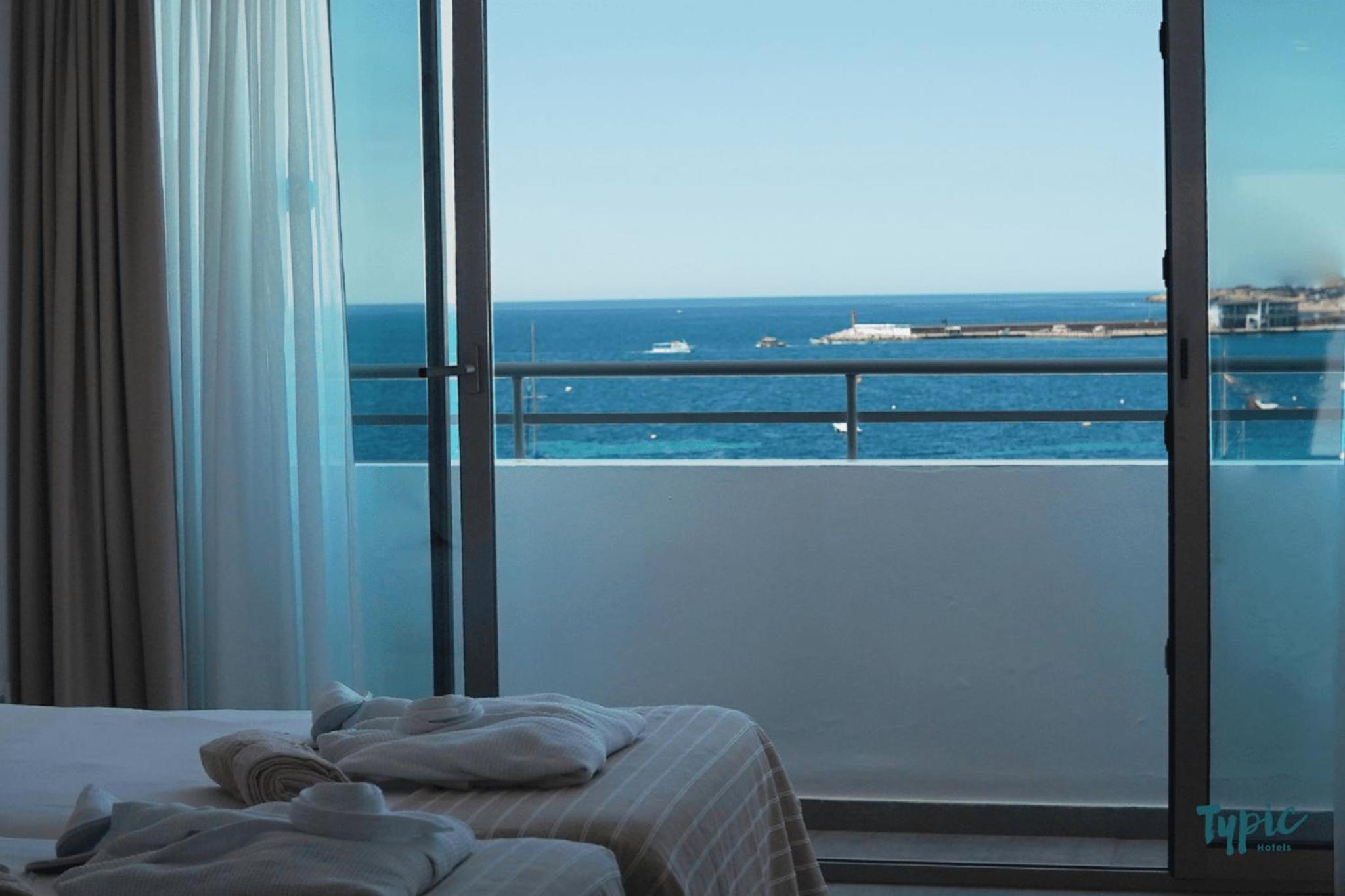 Superior Studio with Sea View - Photo 15