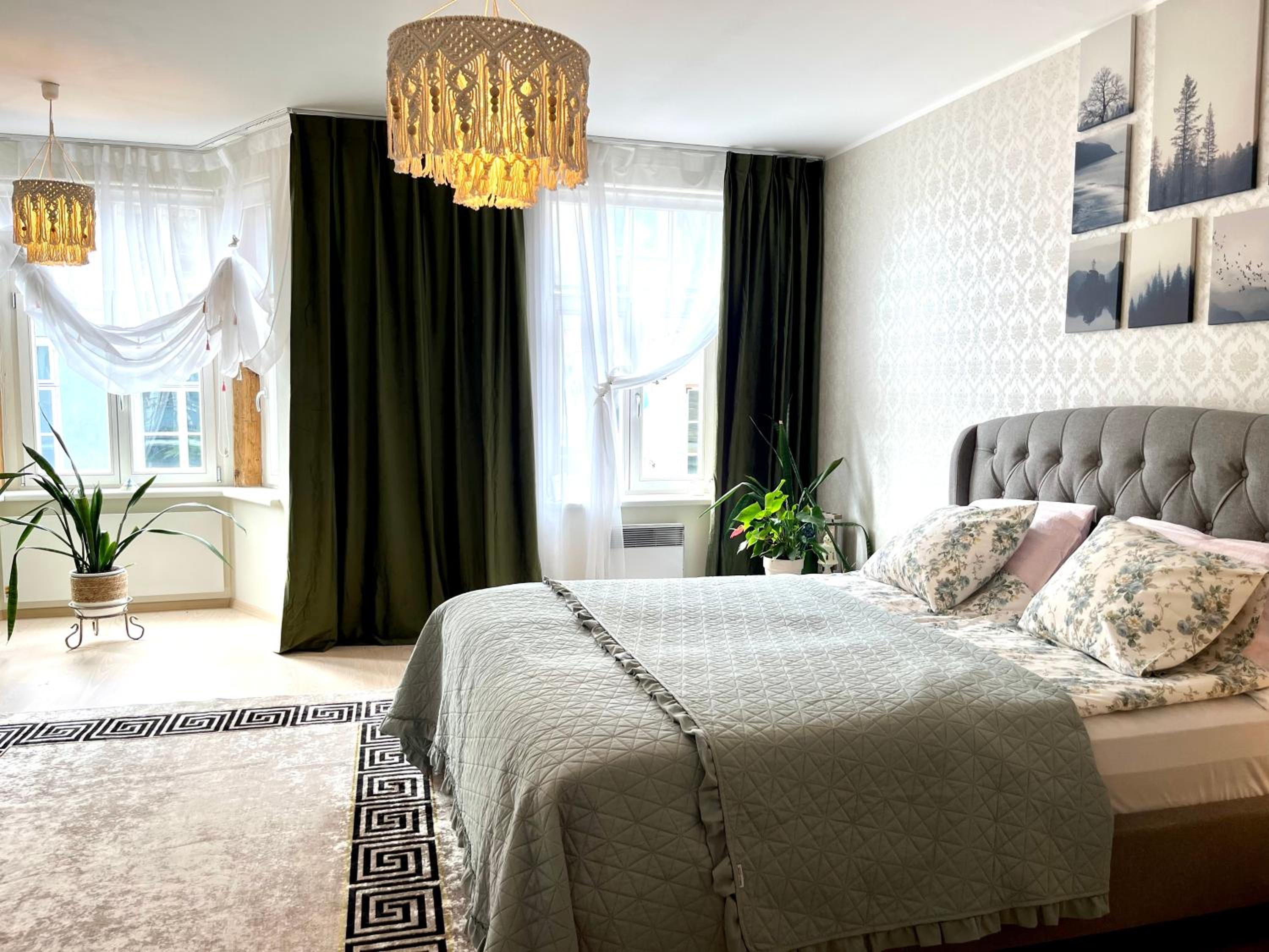 One-Bedroom Apartment - Photo 17