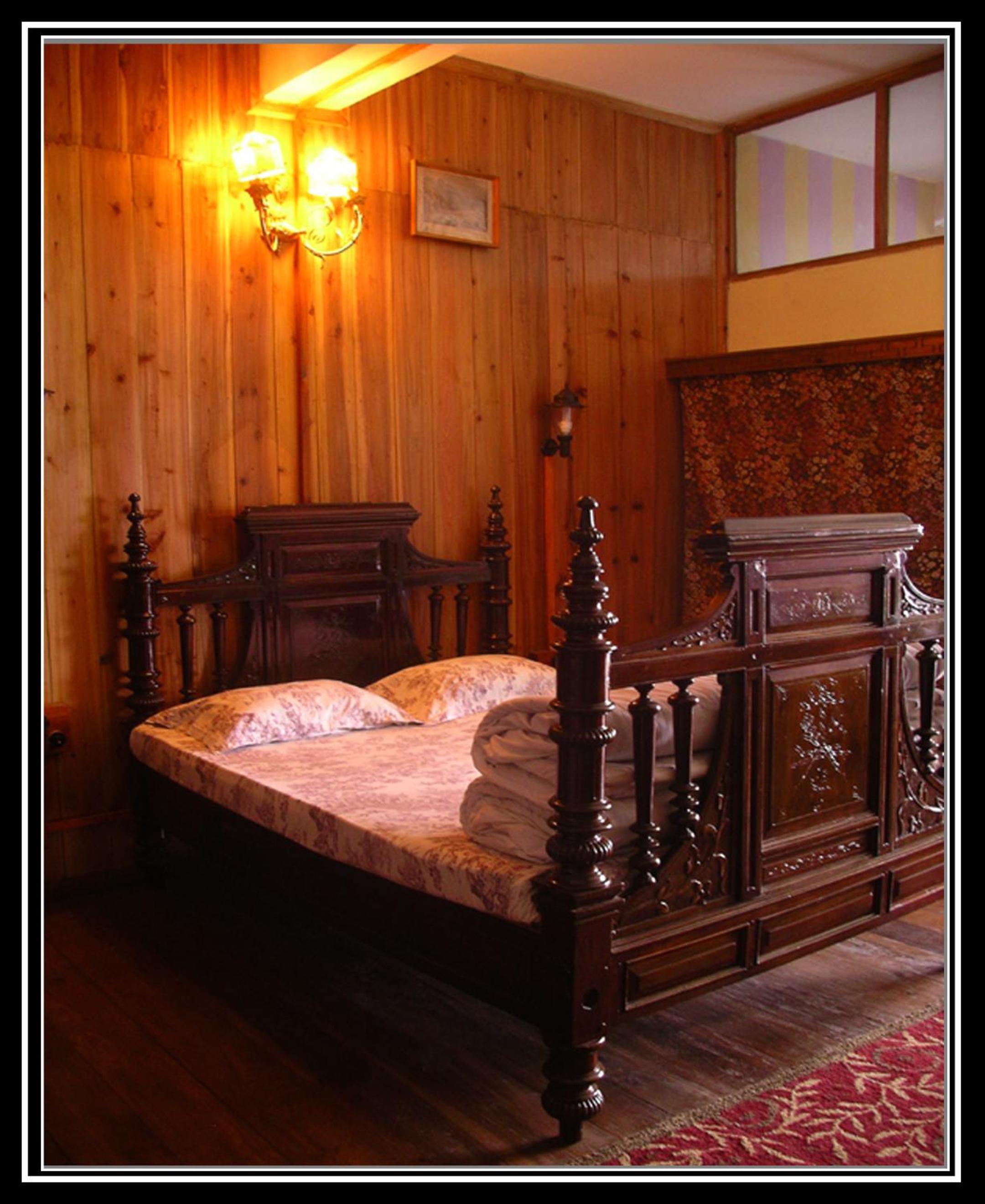 Deluxe Room - Photo 20