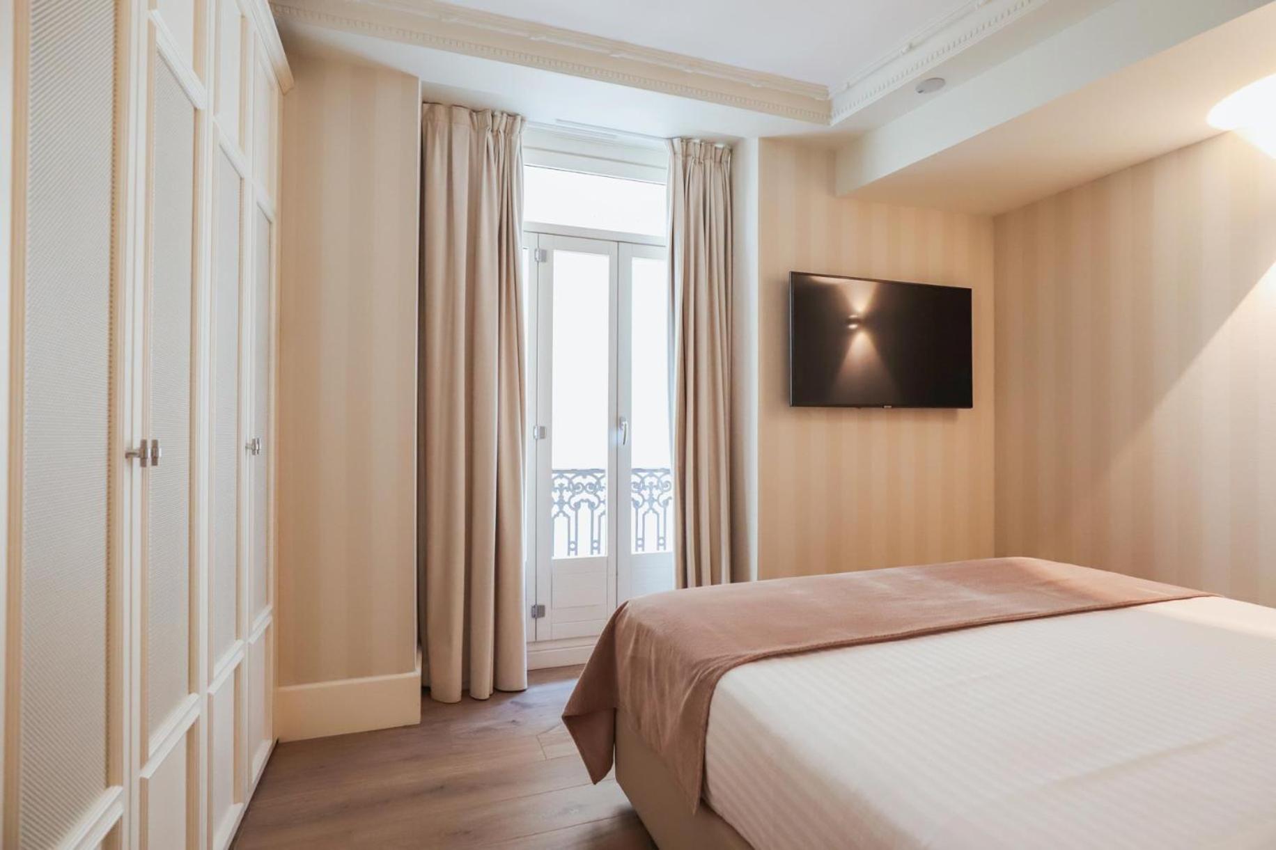 Small Double Room - Photo 5