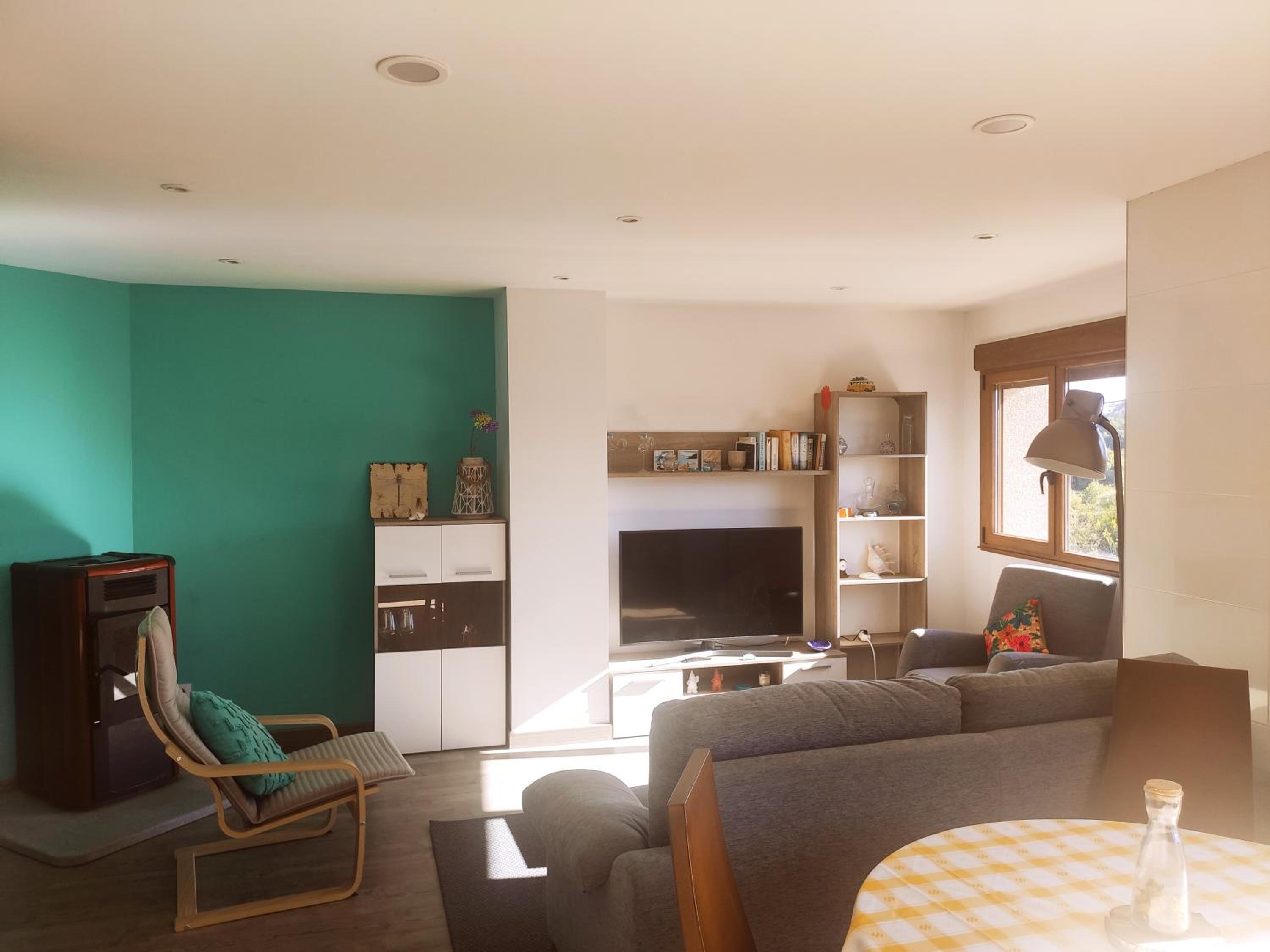 Apartamento de tres habitaciones con vista al mar