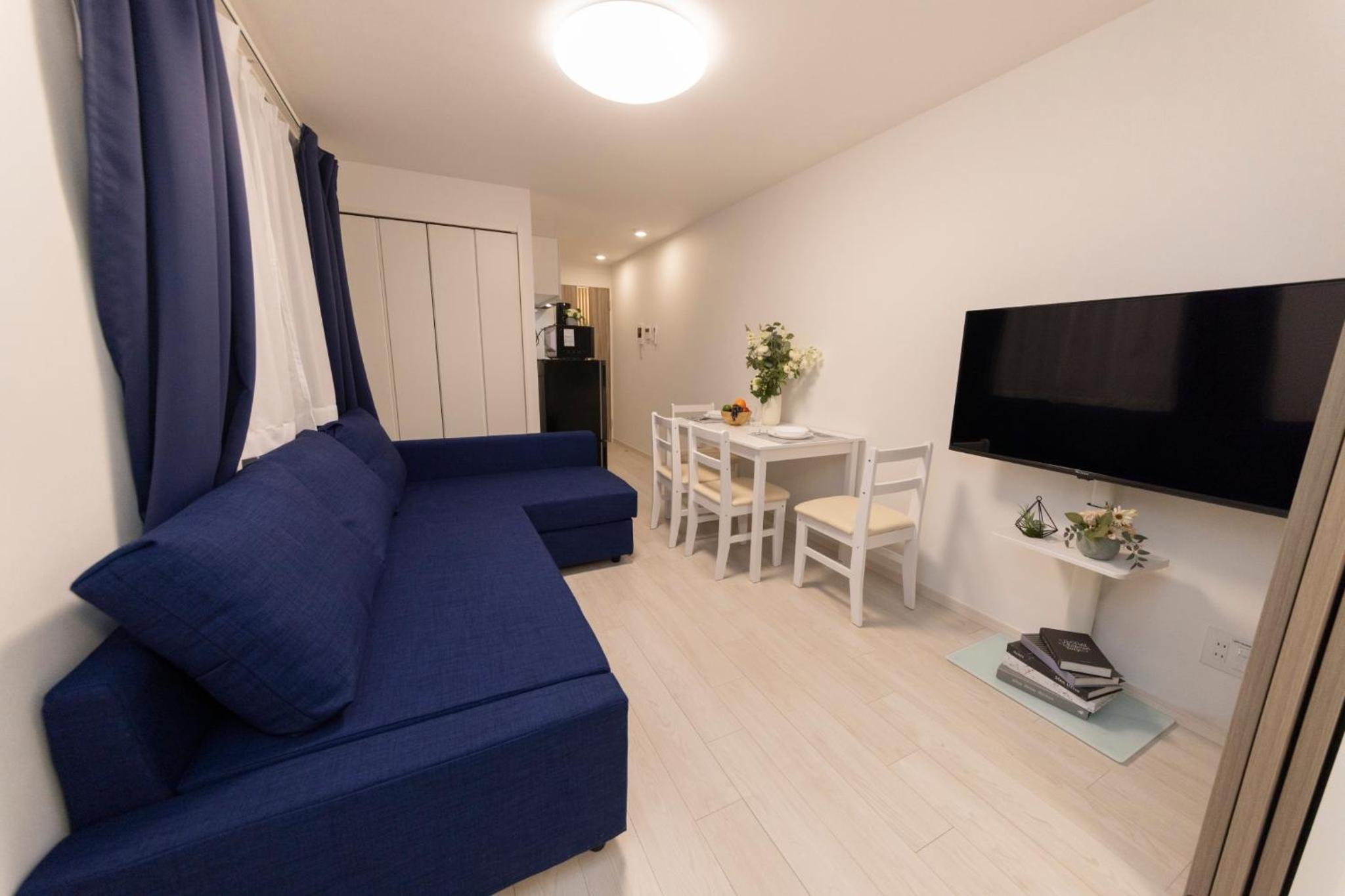 One-Bedroom Apartment photo 1