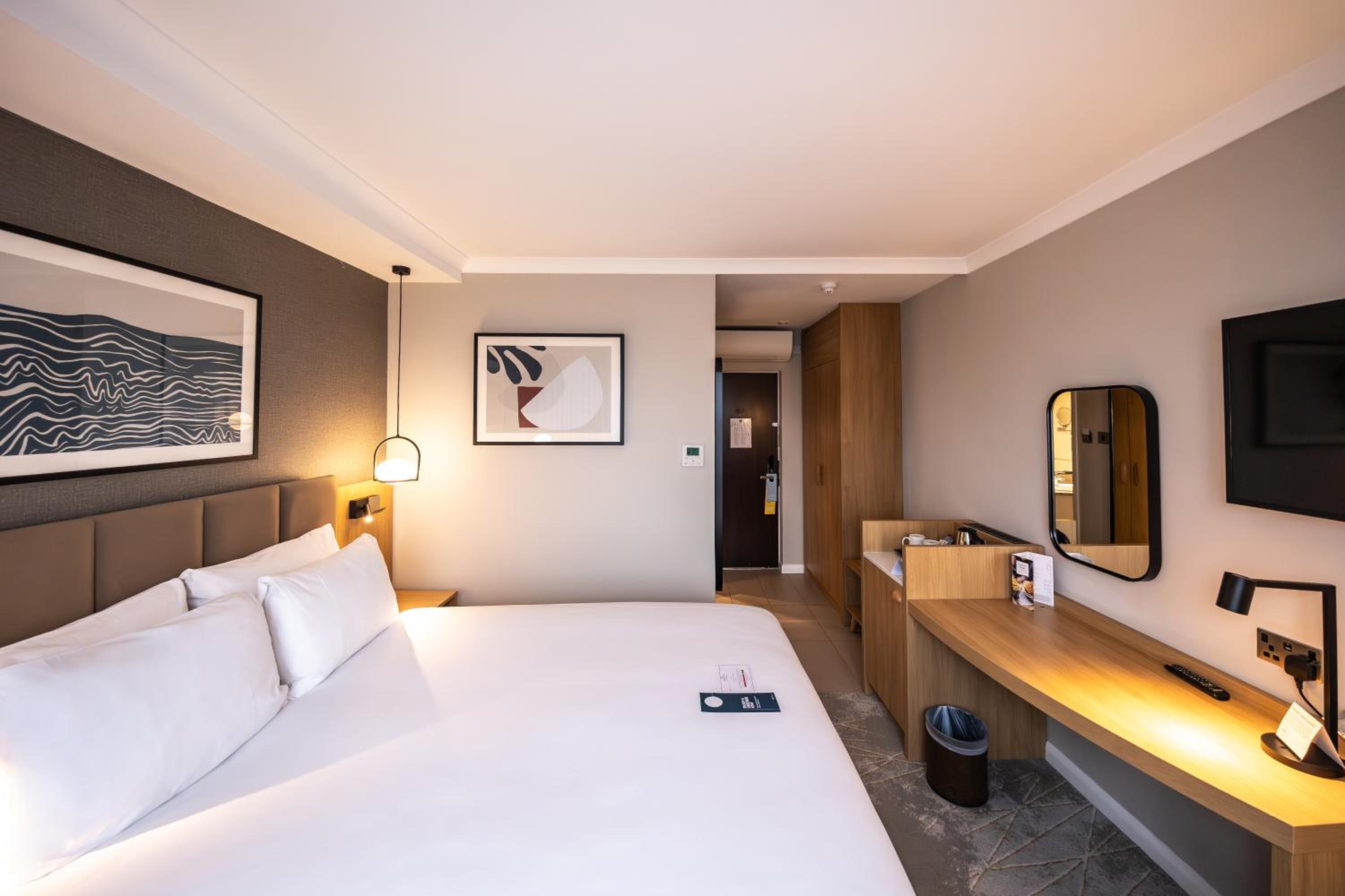 Standard Queen Room - Photo 1