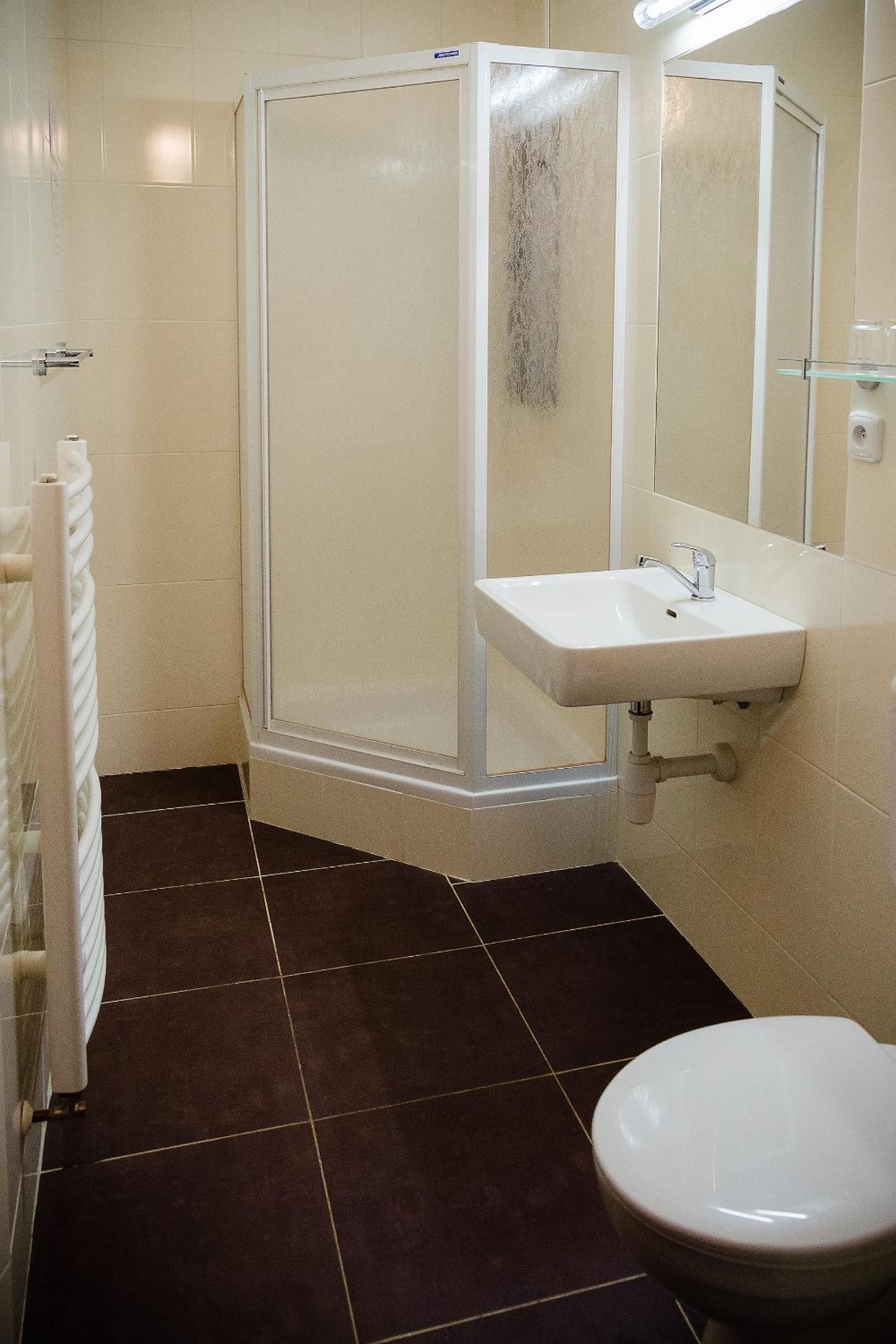 Quadruple Room with Bathroom photo 2