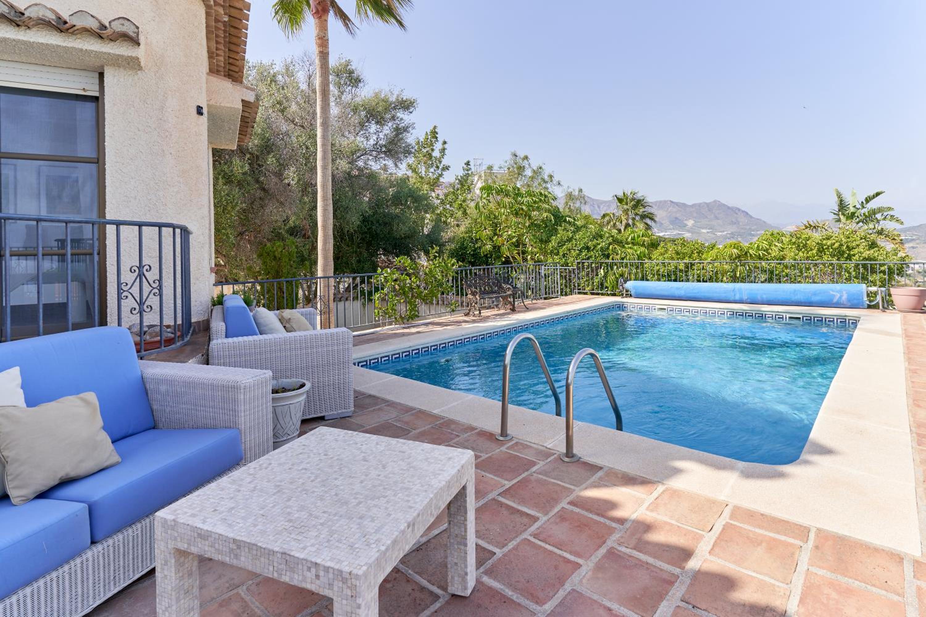 Villa with Sea View photo 3