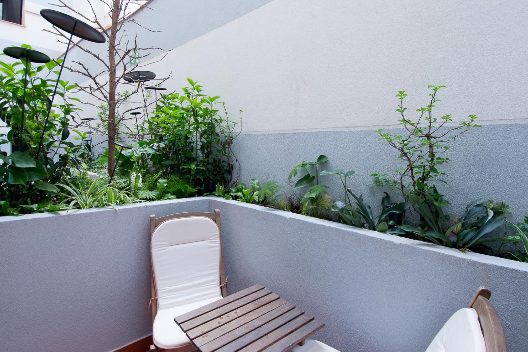 Suite with Terrace - Photo 15