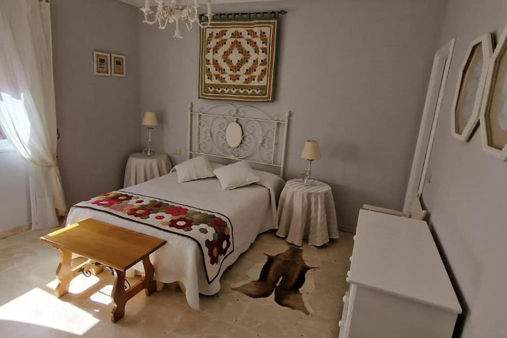 Three-Bedroom Apartment photo 2