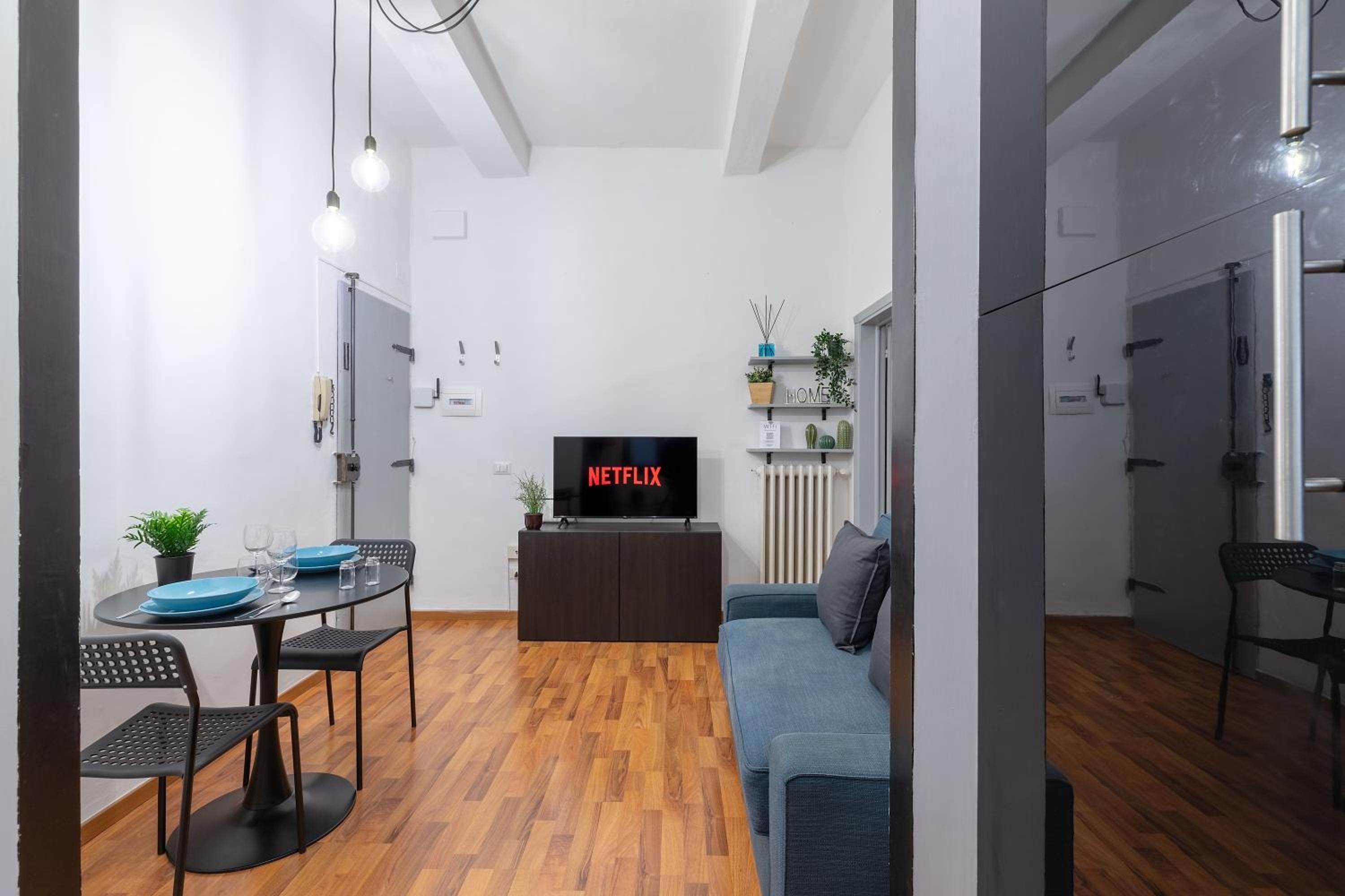 One-Bedroom Apartment