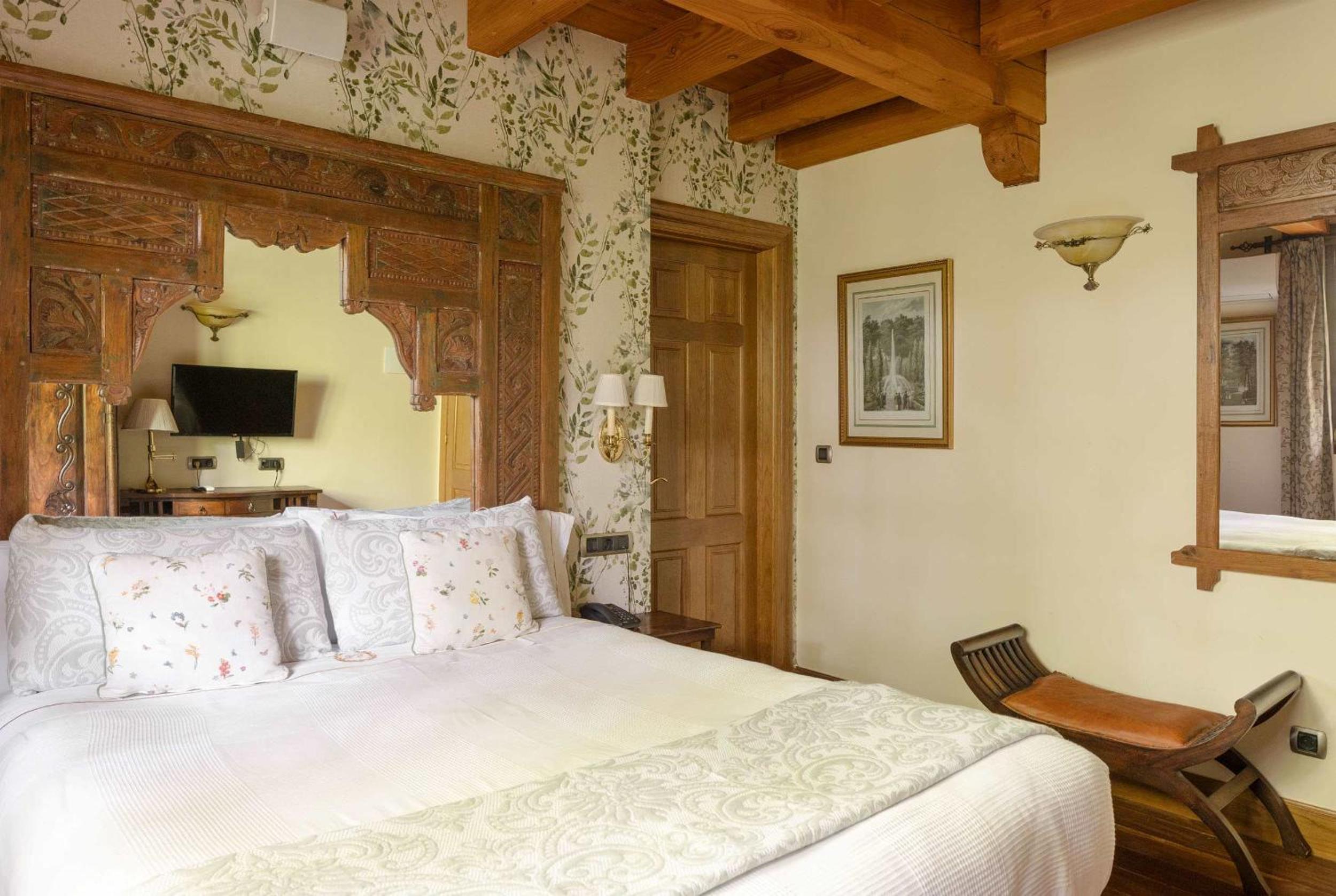 Superior Double Room - Photo 14