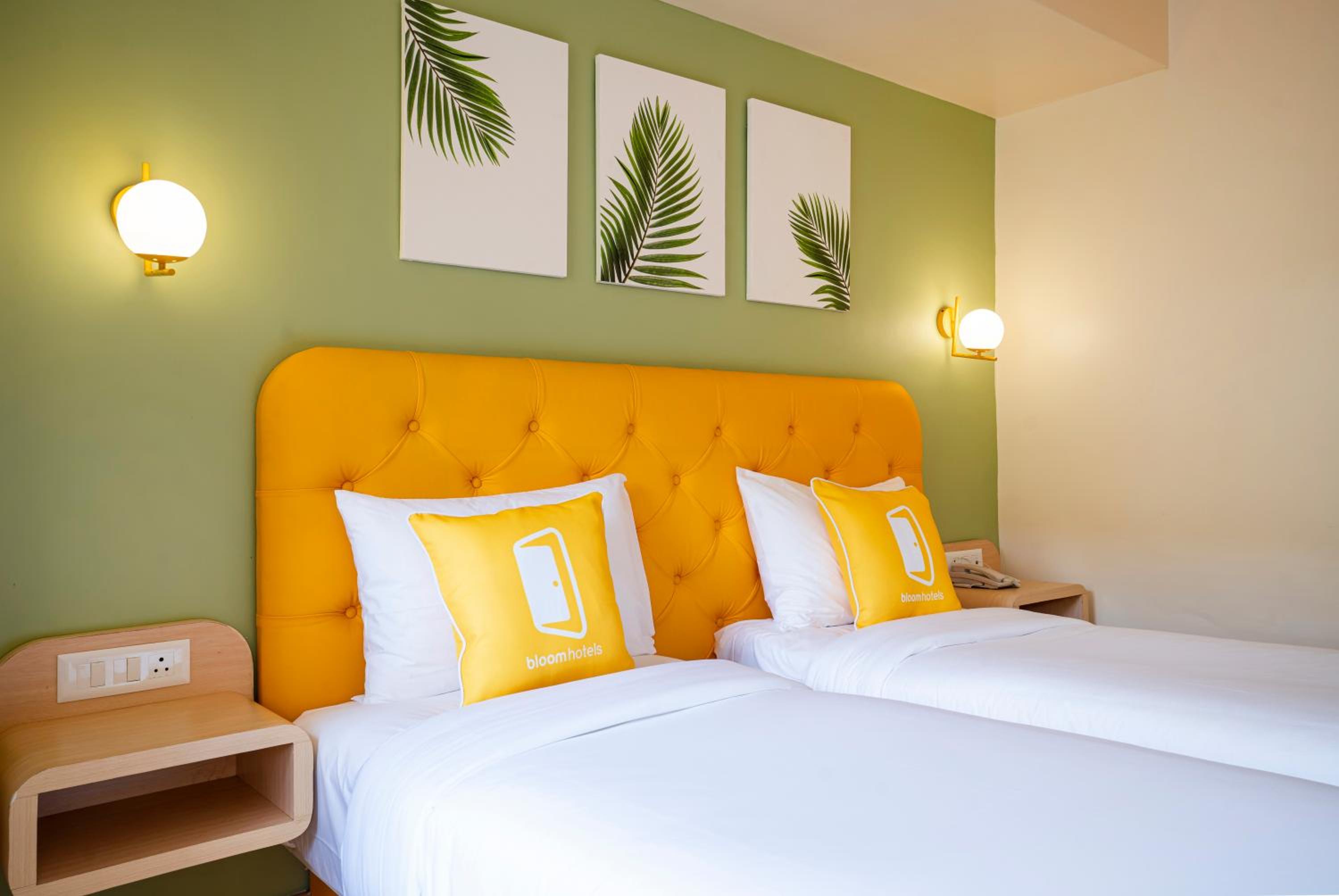 Standard Twin Room - Photo 1