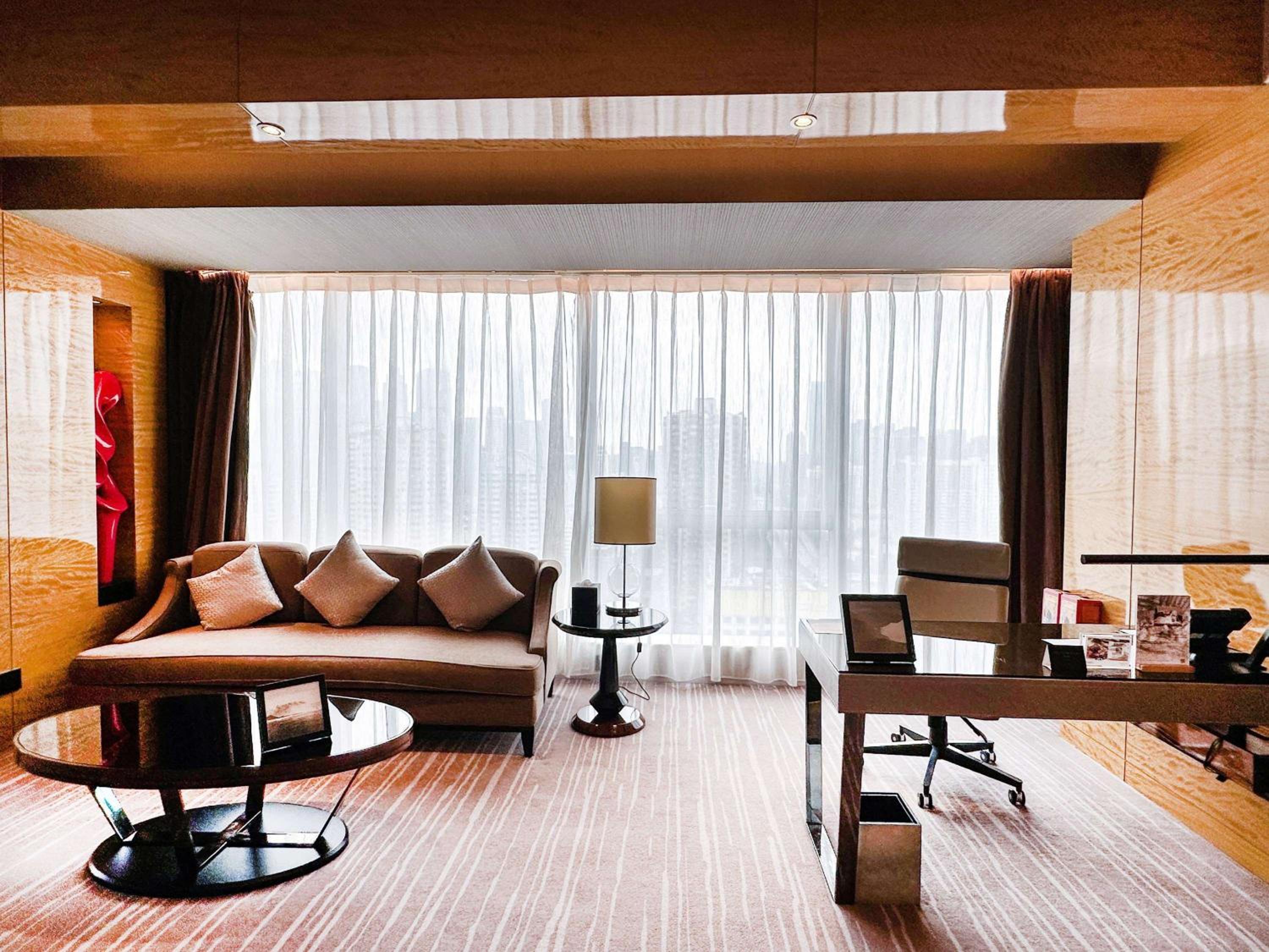 Artist Suite - Photo 1