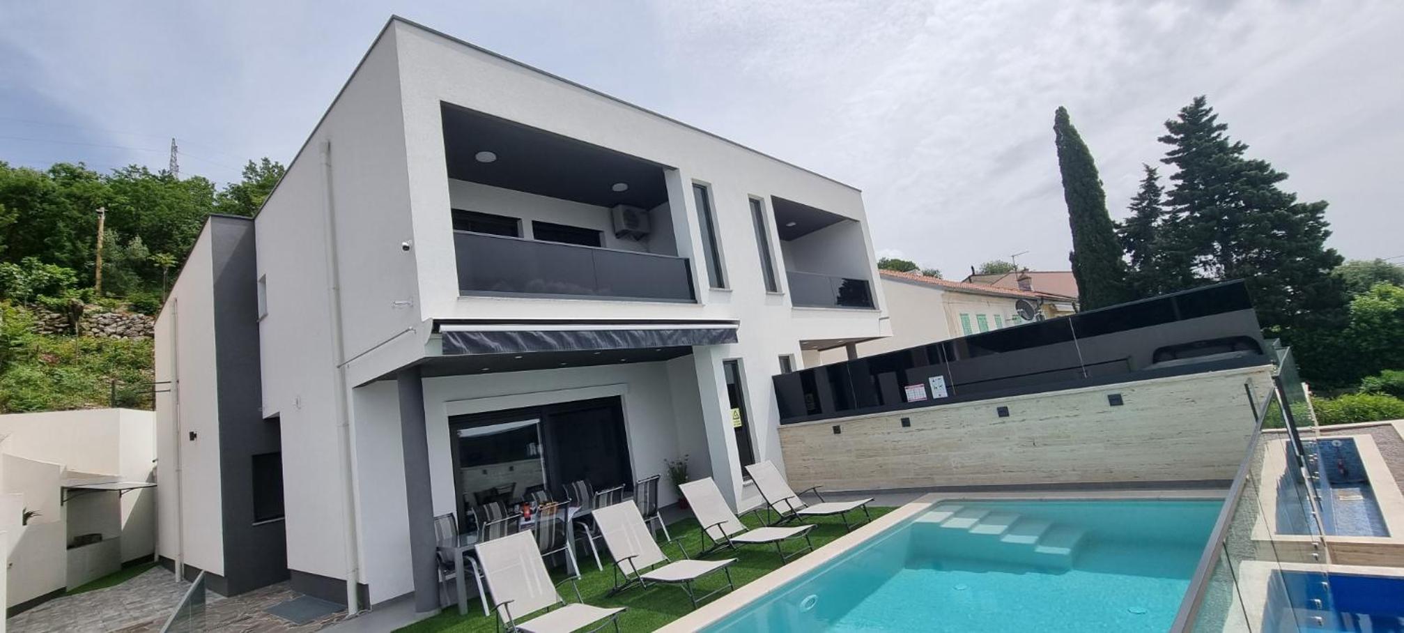 Villa with Private Pool photo 3
