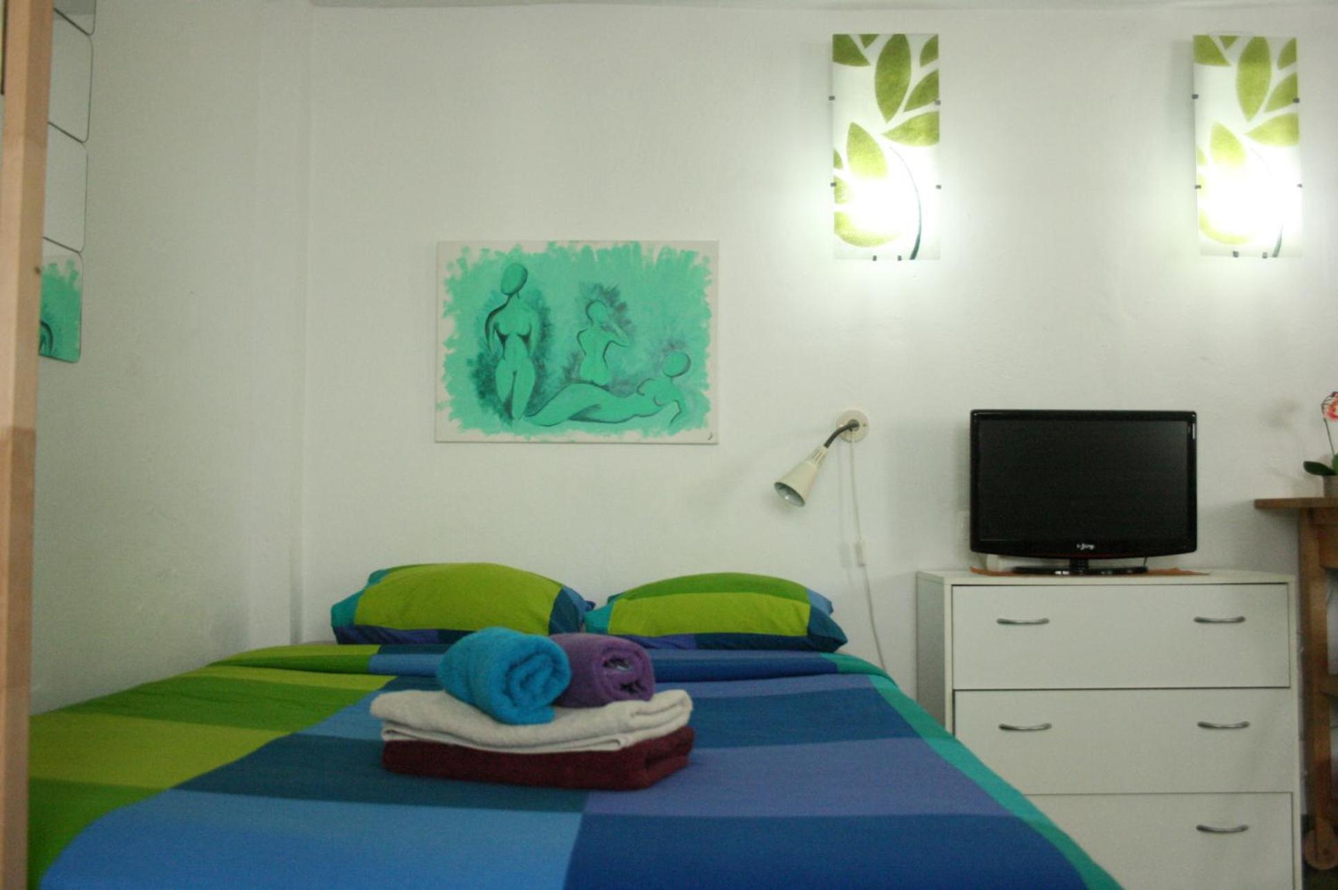 Studio Apartment Women - Photo 3