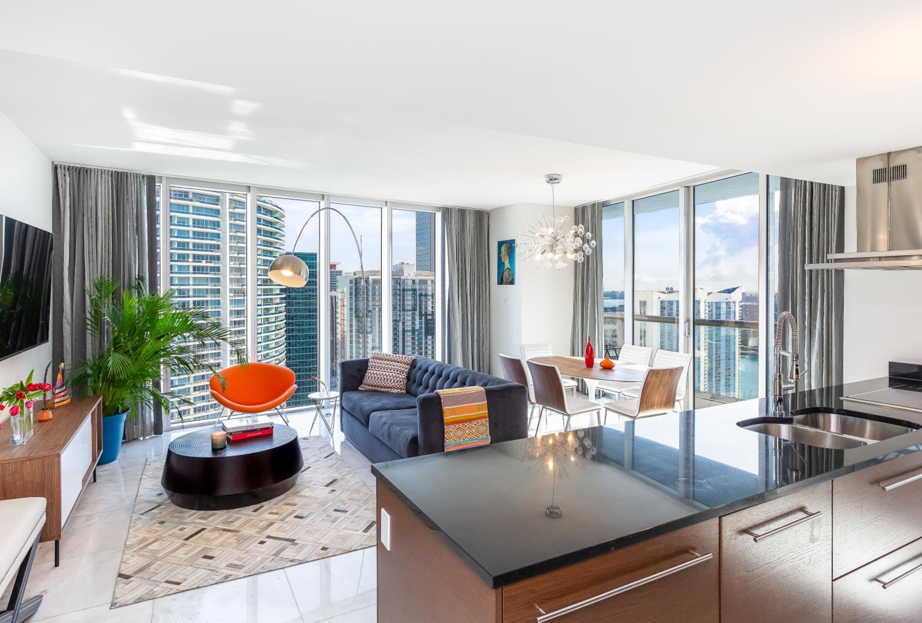 Two-Bedroom Apartment With Balcony And Sea View