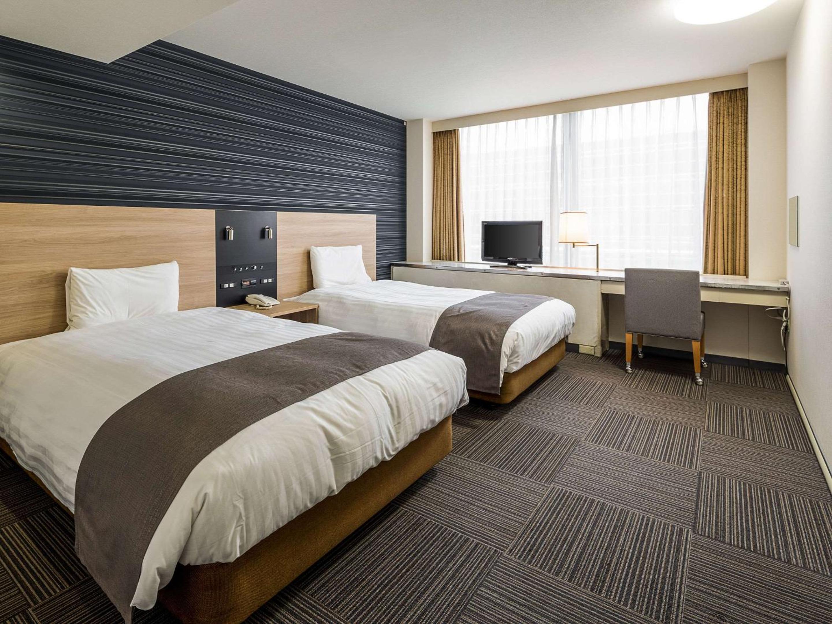 Standard Twin Room - Non-Smoking - Photo 2