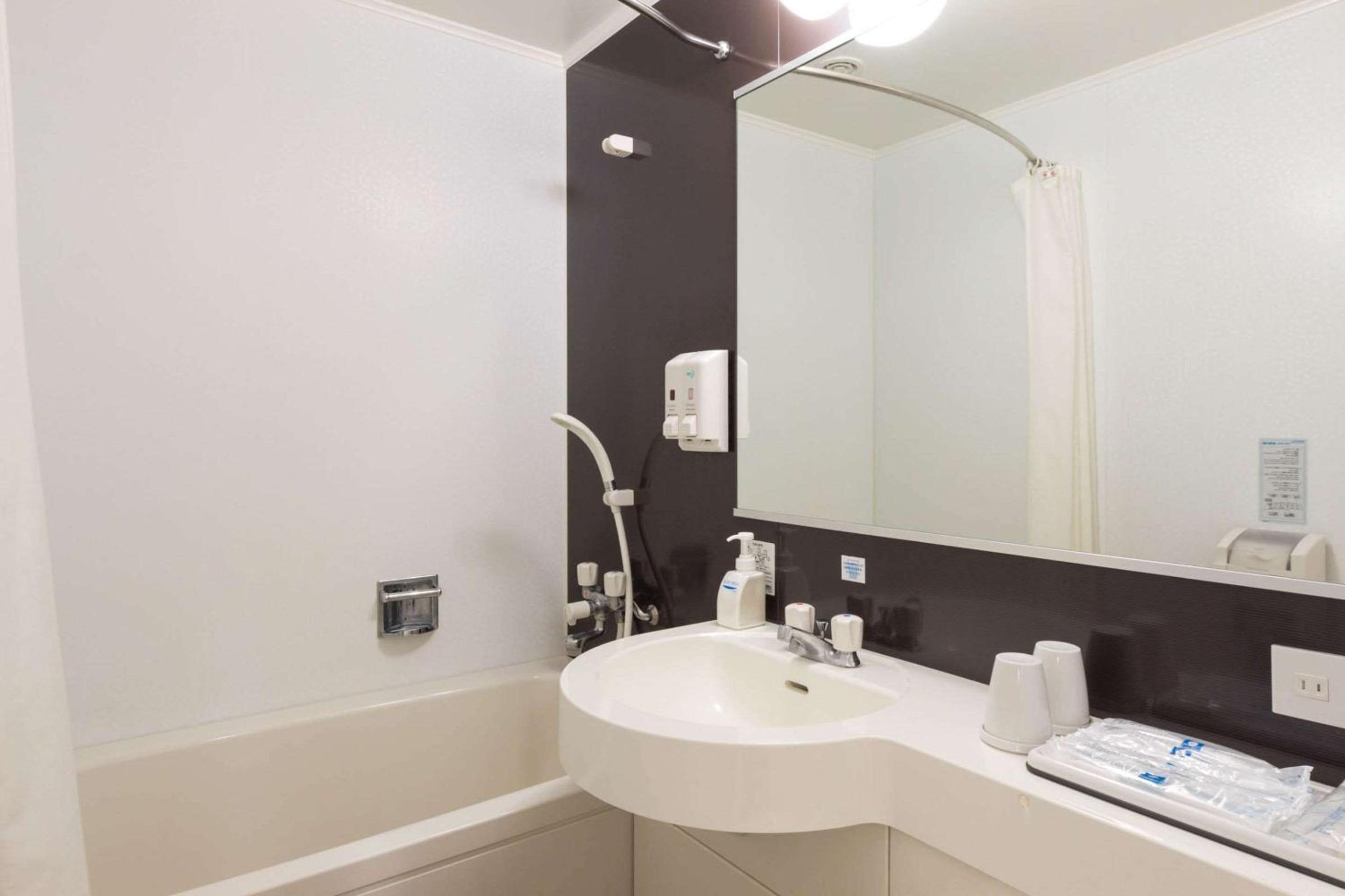 Triple Room - Non-Smoking - Photo 5