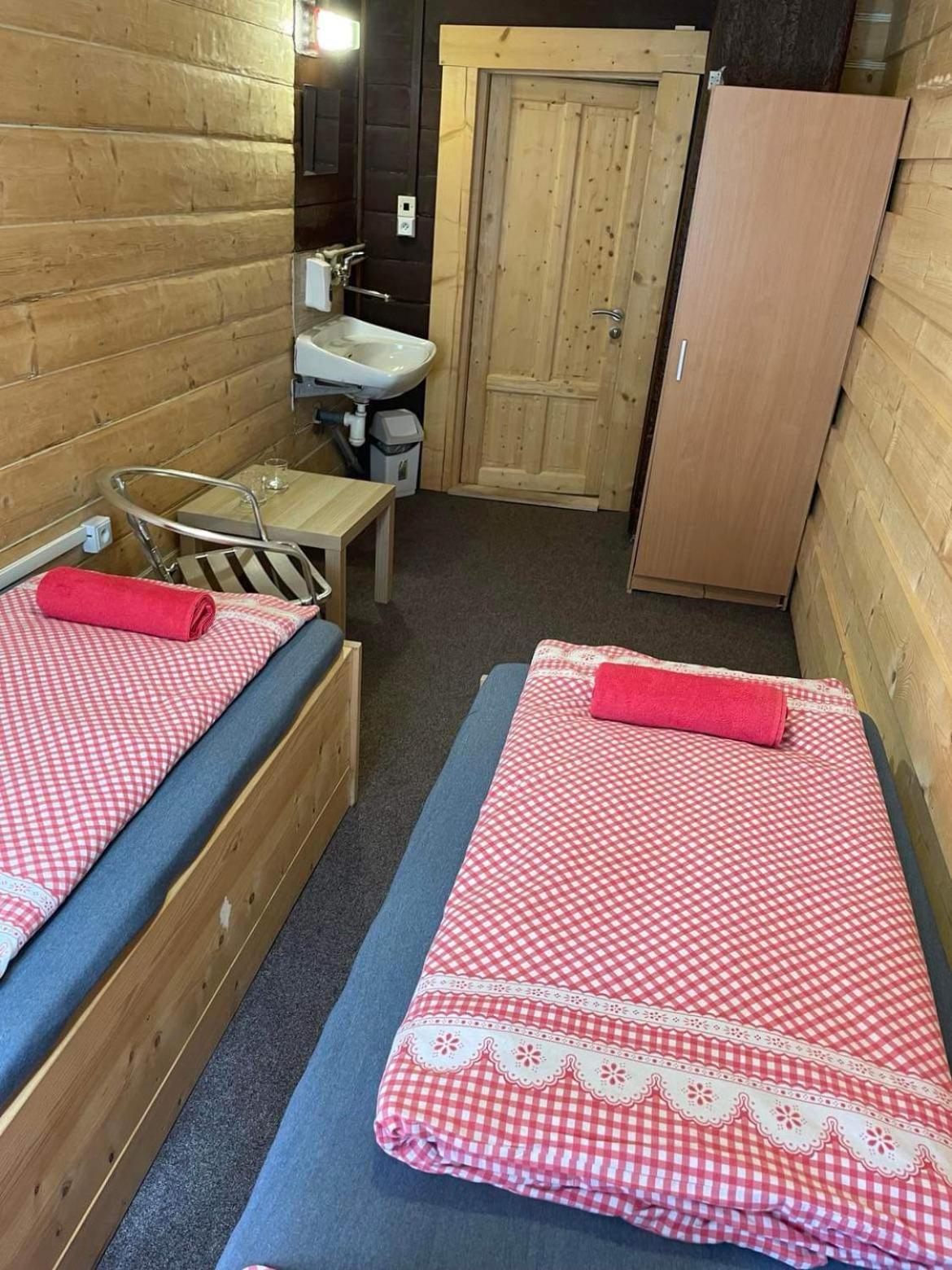 Standard Twin Room with Garden View photo 1