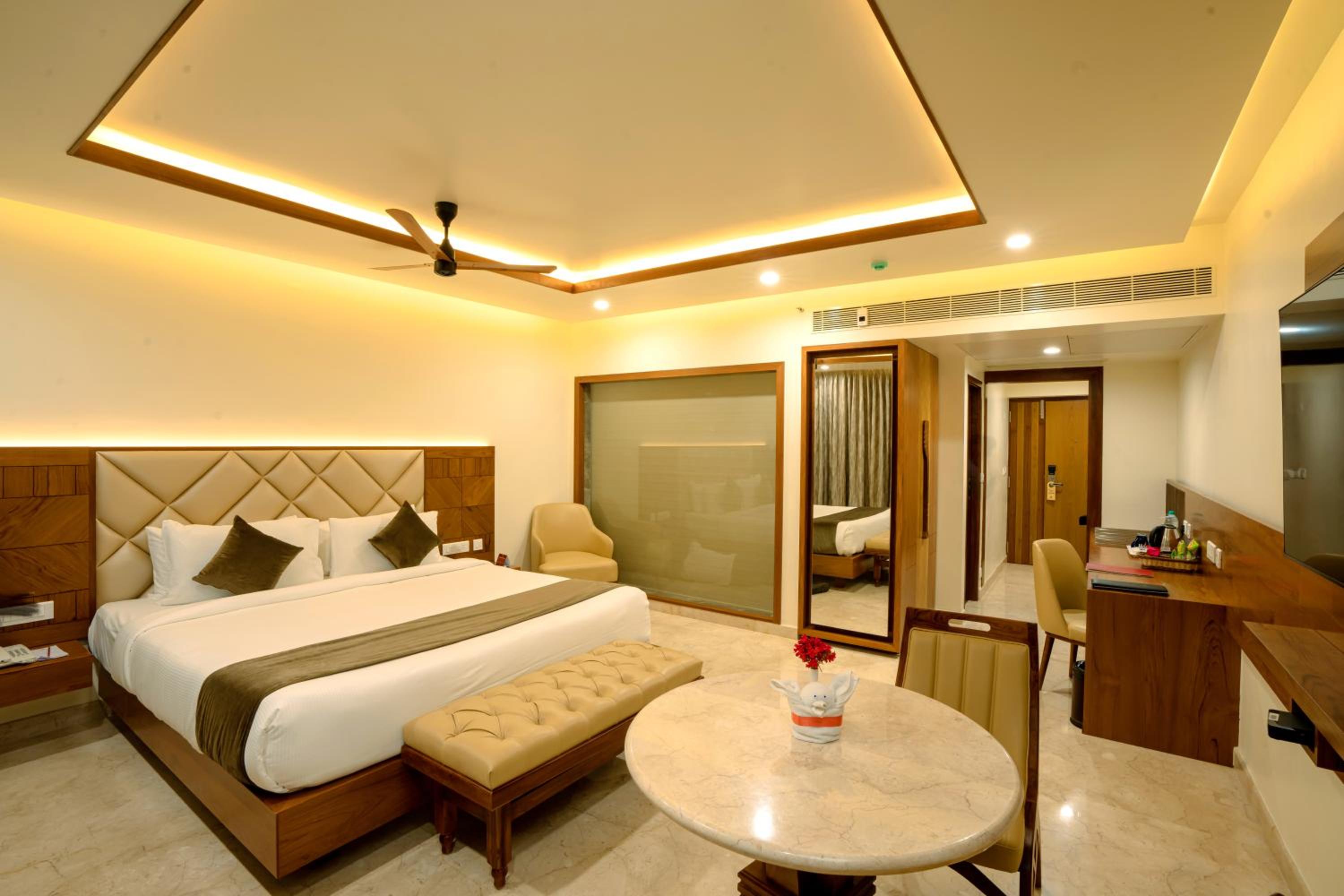 Superior King Room (Free Breakfast + Complimentary Welcome Drink on arrival + 10% off on session of Spa + Complimentary Hi-Tea)