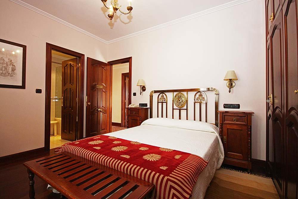 Double Room with Mountain View - Photo 2