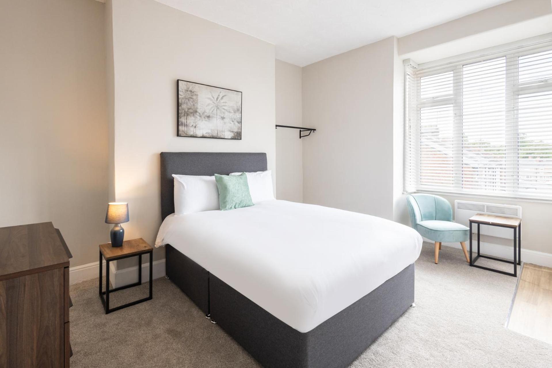 Studio Apartment photo 1