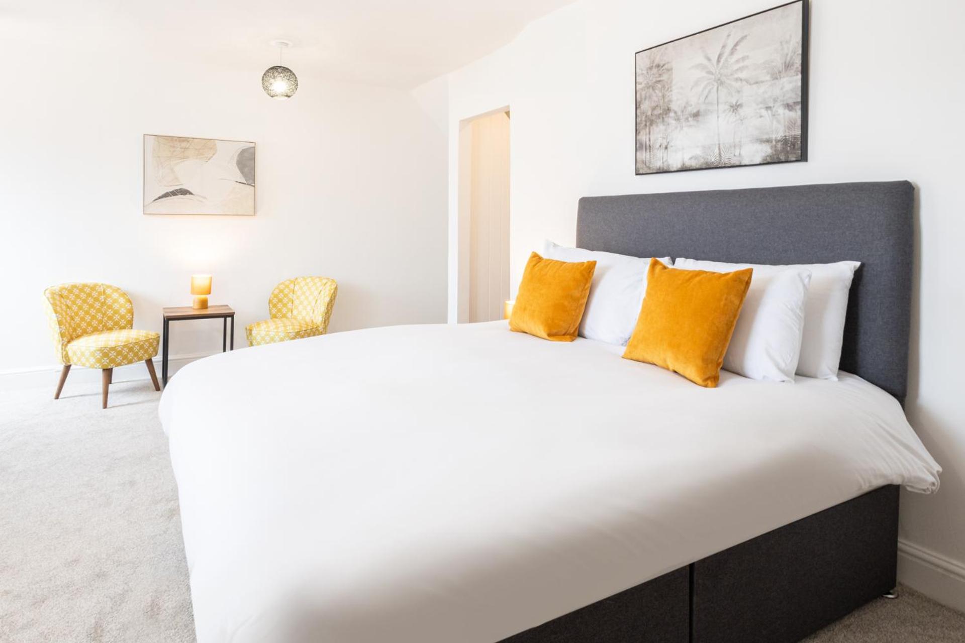 Studio Apartment photo 1