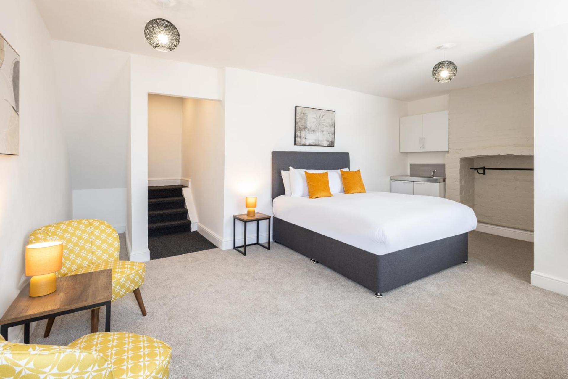 Studio Apartment photo 2