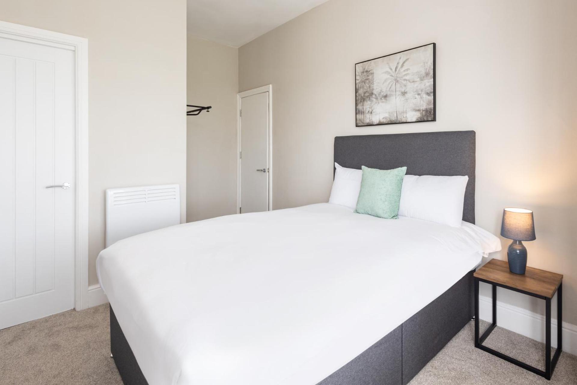 Studio Apartment photo 2