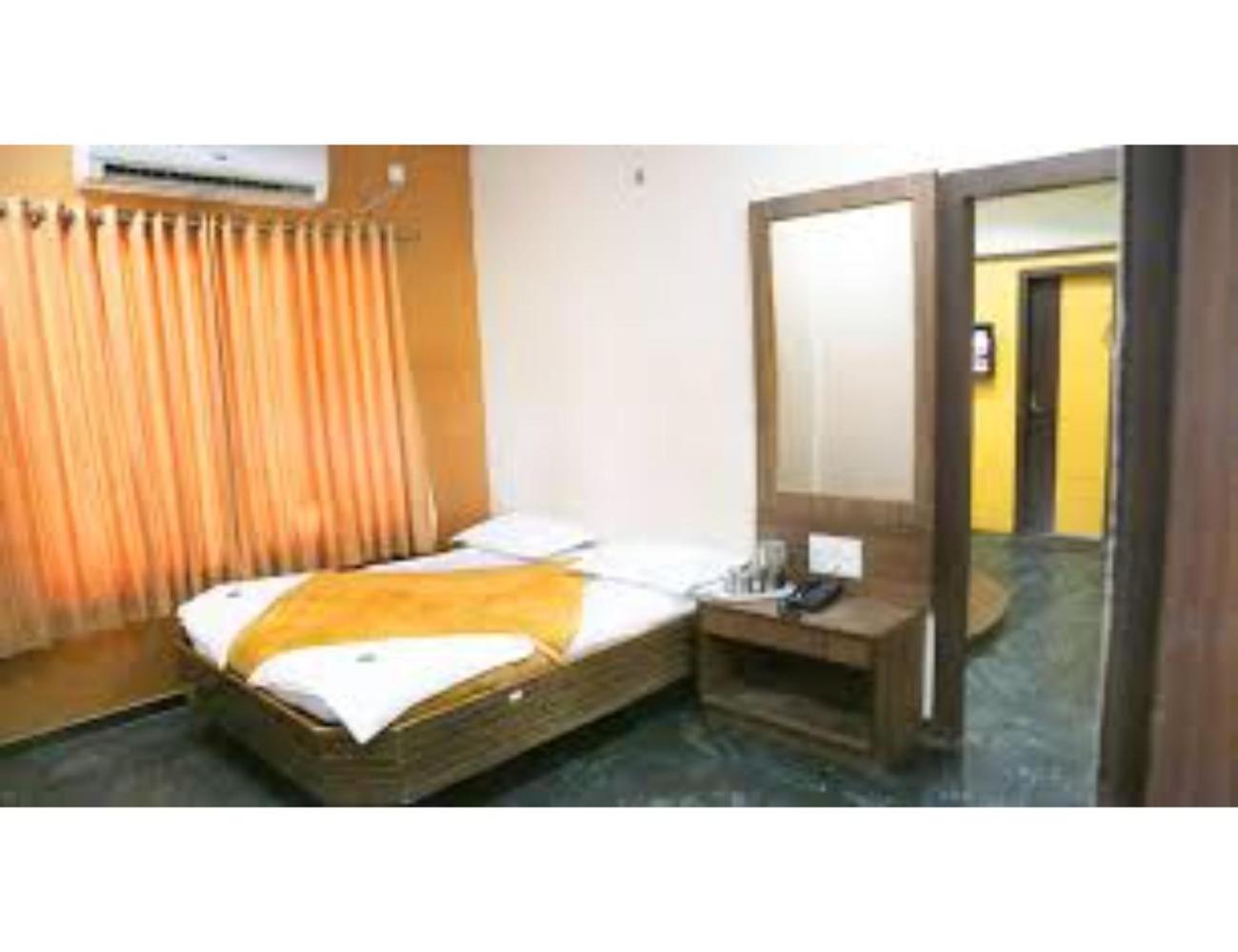 Double Room - Photo 14