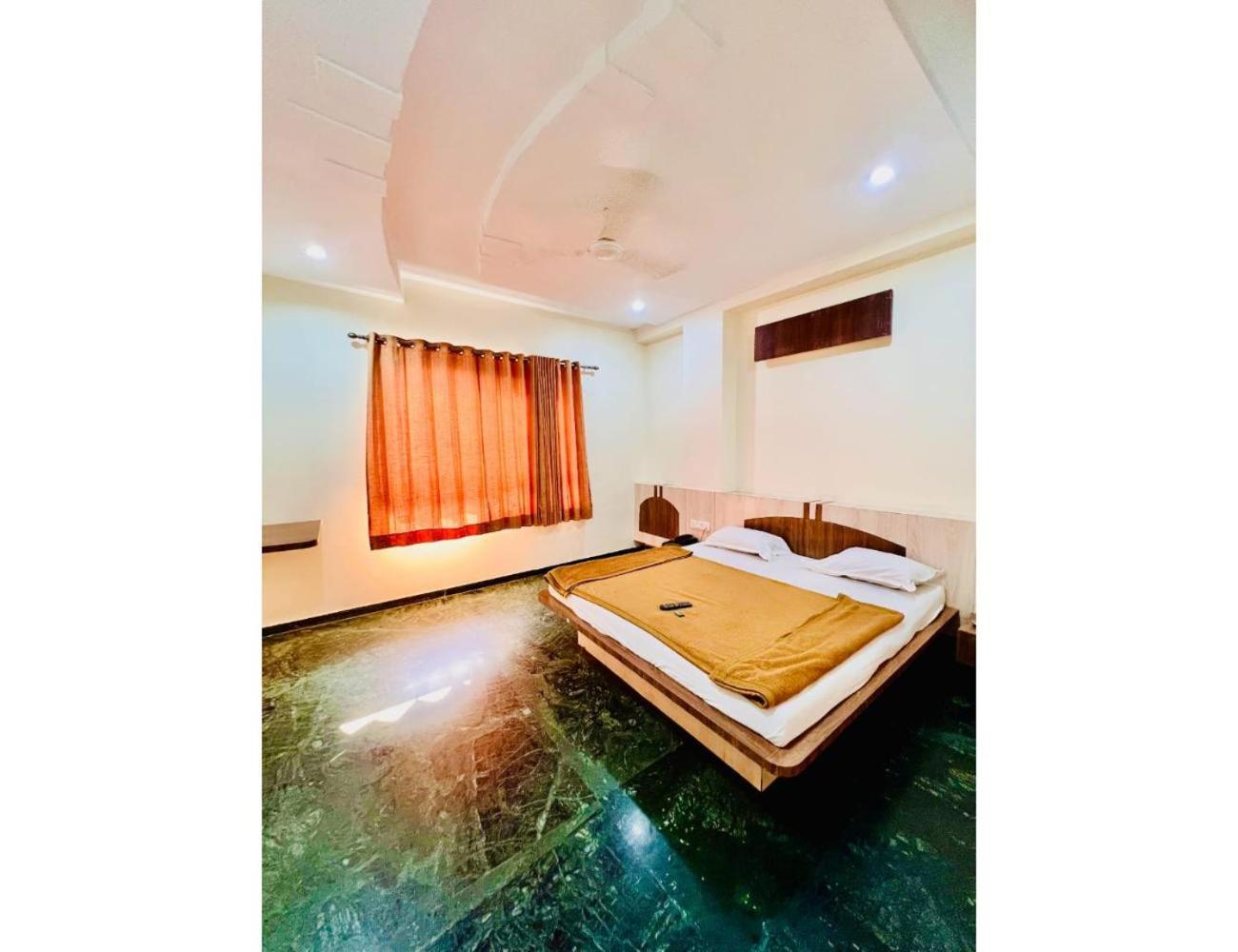 Double Room - Photo 27