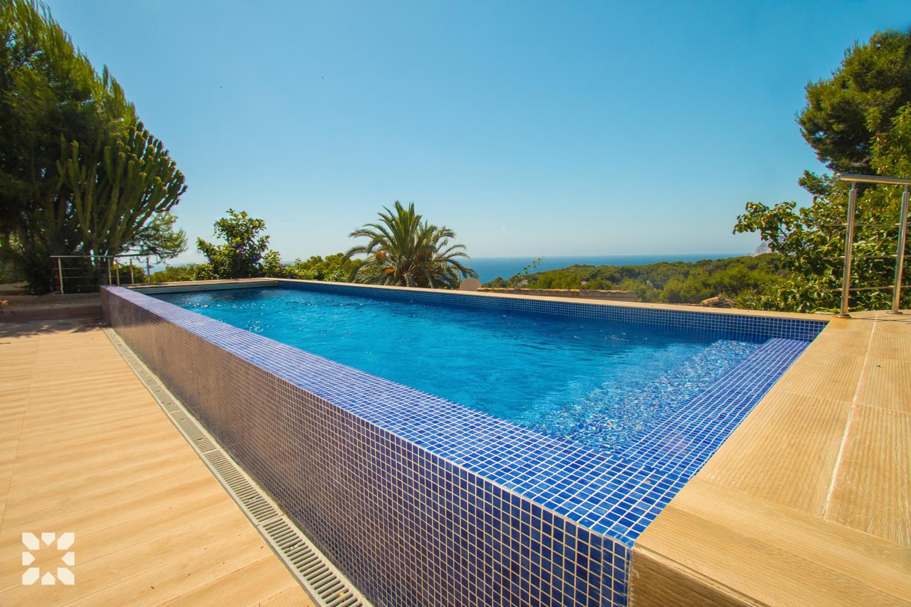 Villa photo 3