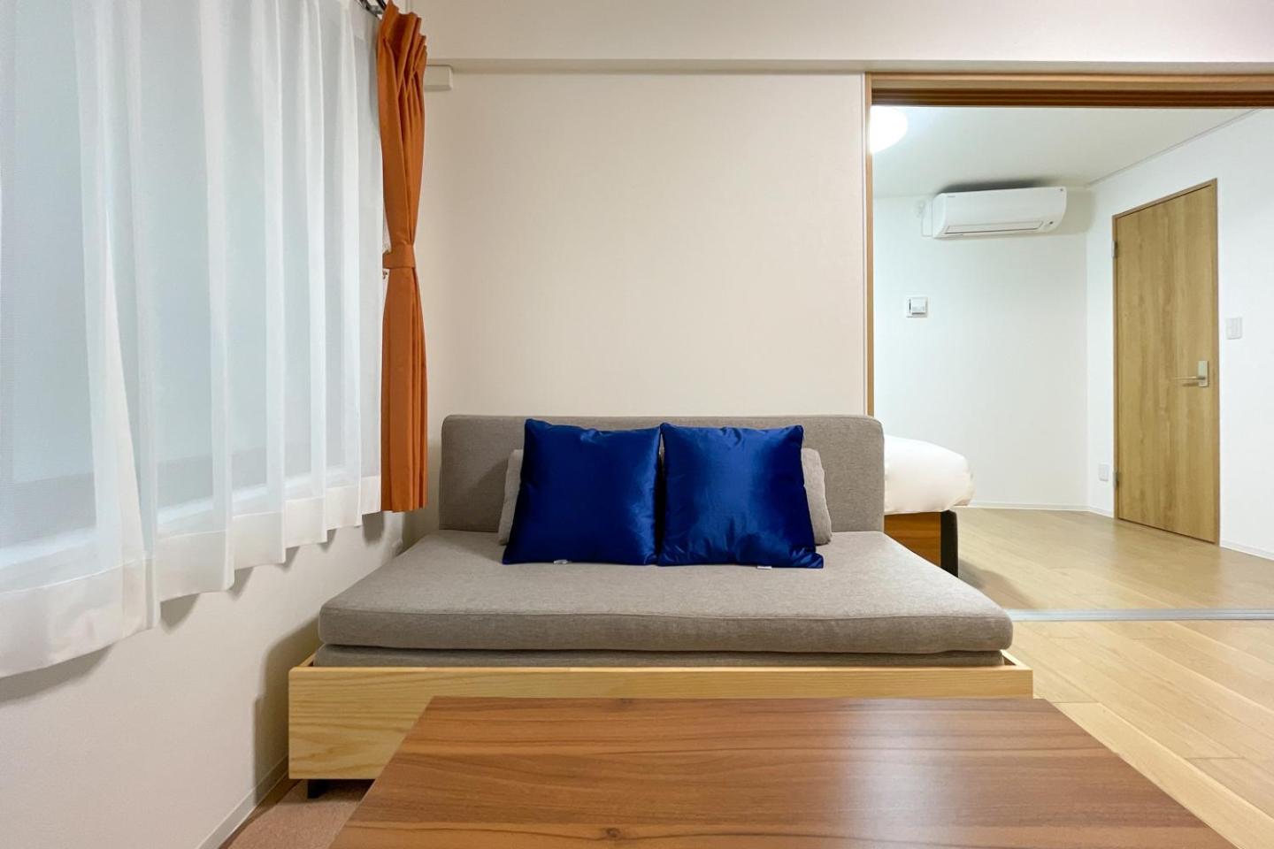 One-Bedroom Apartment photo 1