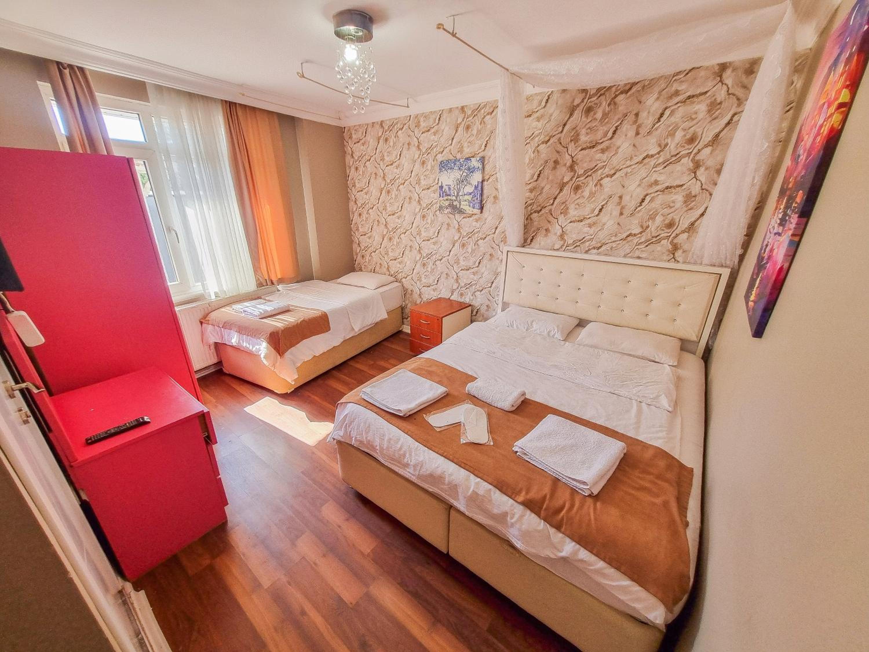 Standard Twin Room photo 2