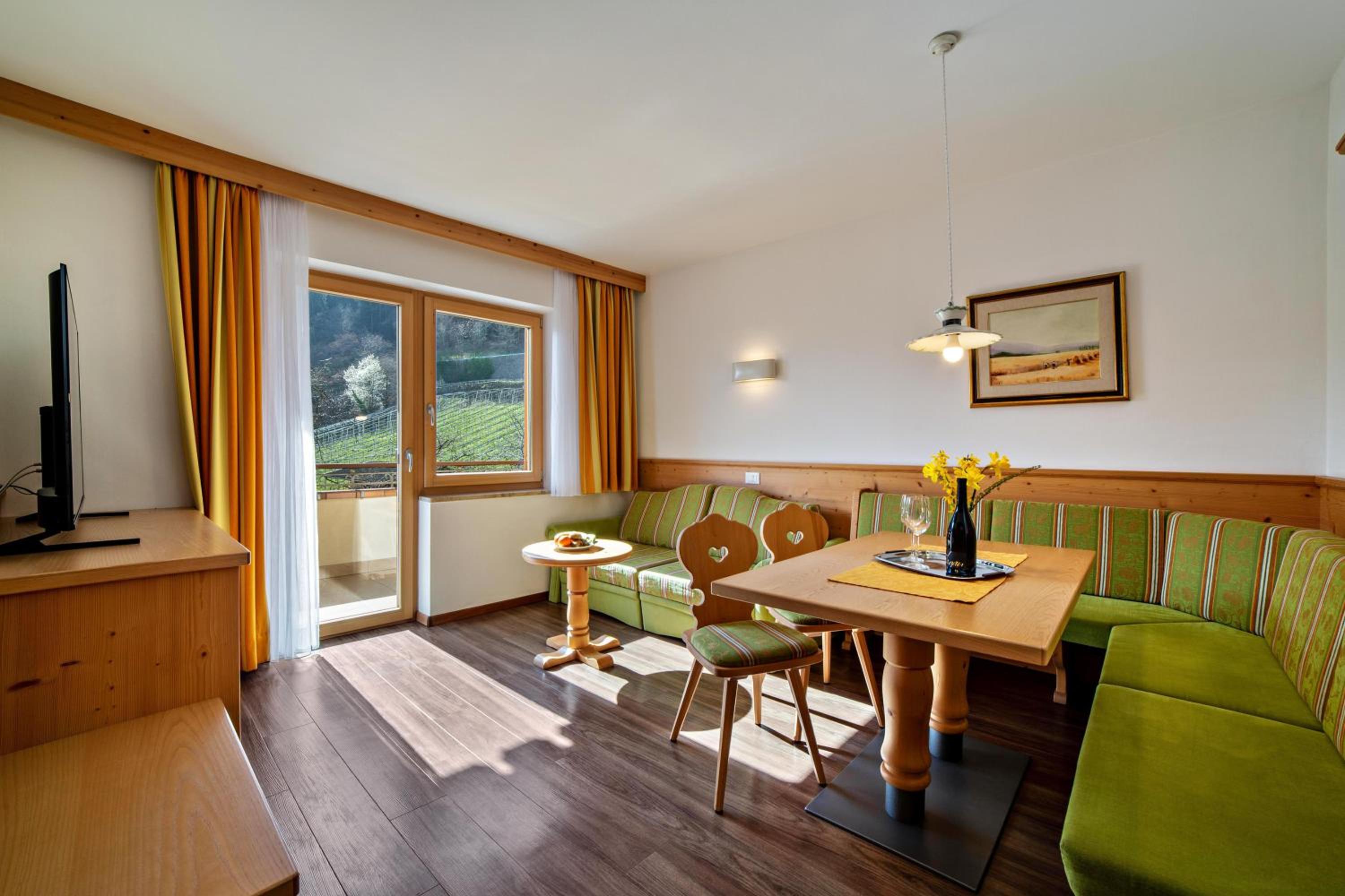 Two-Bedroom Deluxe Apartment with Garden View