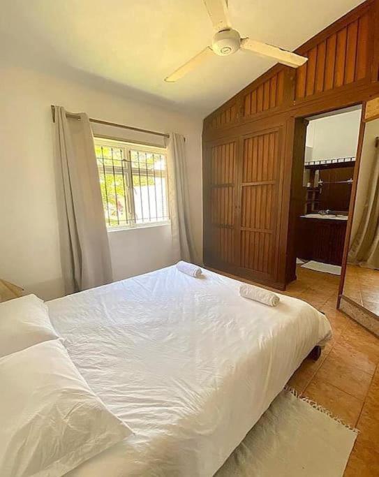 Four-Bedroom House photo 1