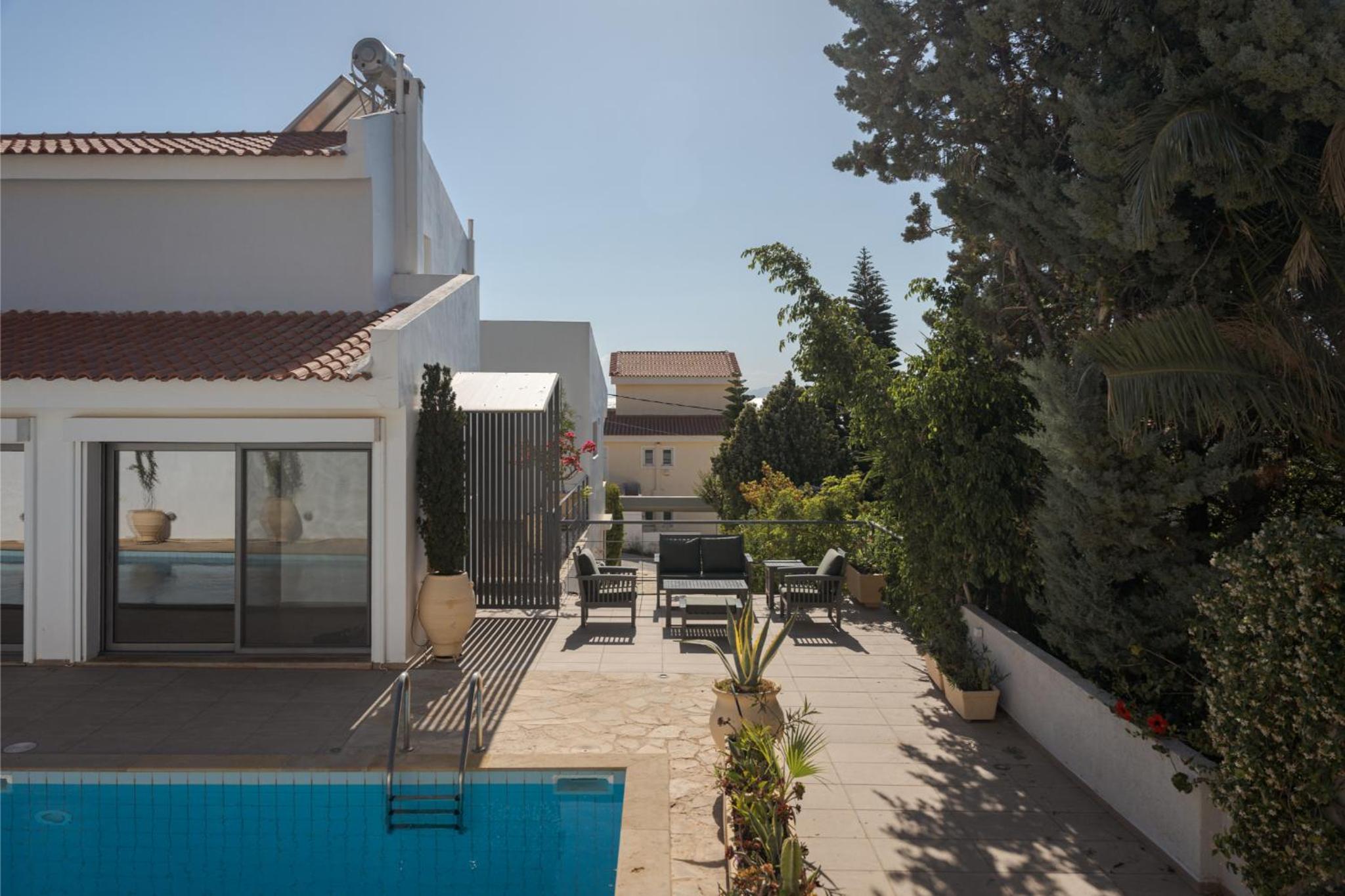 Villa photo 3