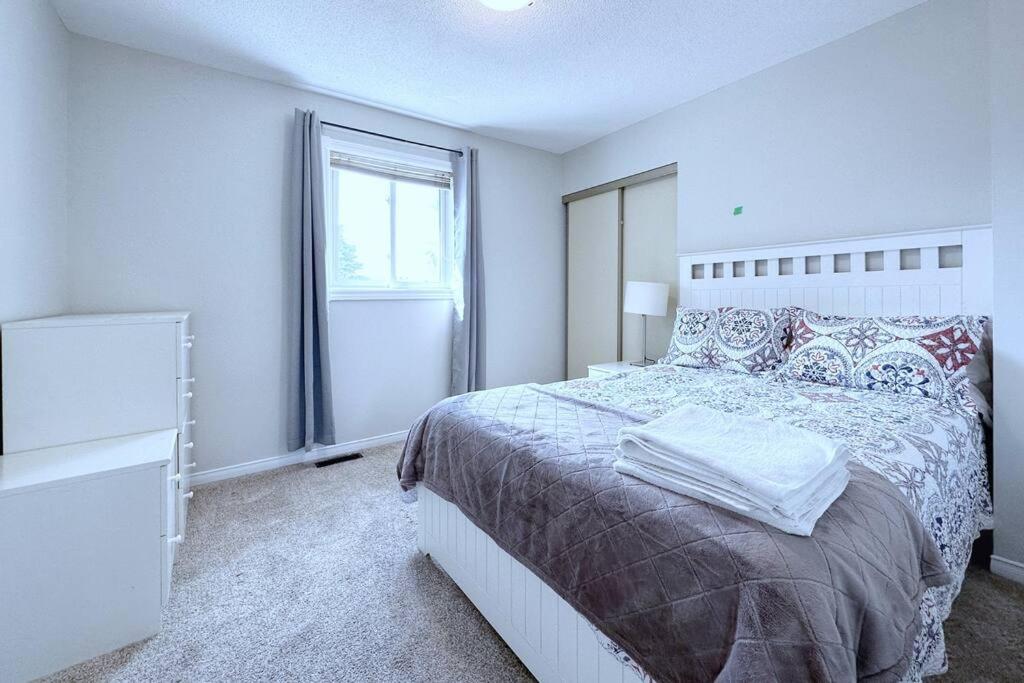 Four-Bedroom House photo 1