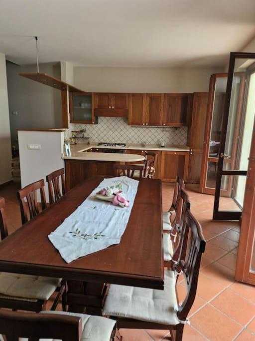 Three-Bedroom House photo 3