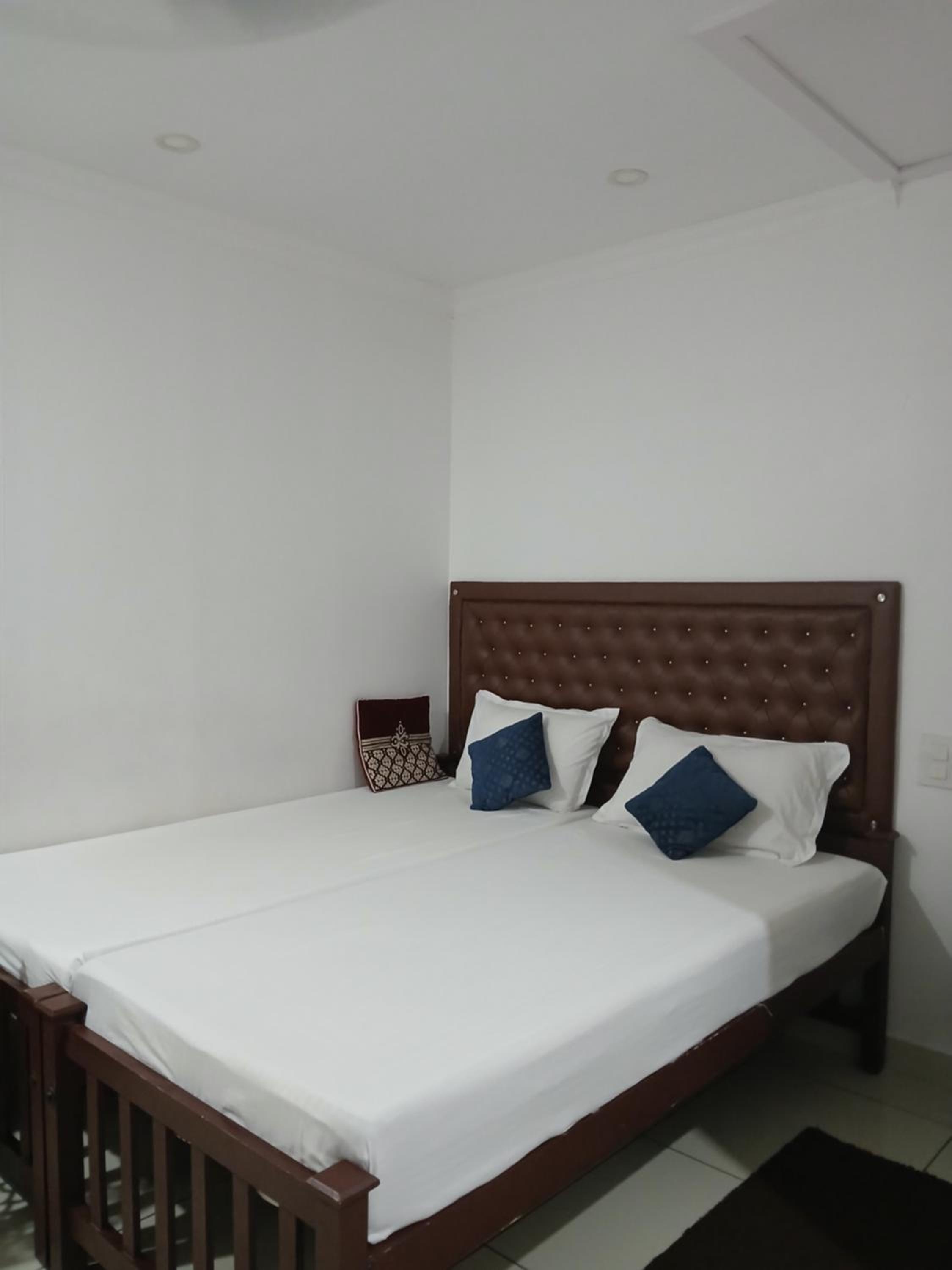 Double Room with Balcony - Photo 41