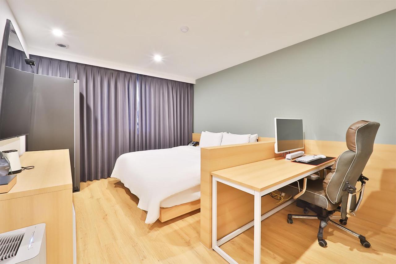 Deluxe Double Room with 1PC photo 1